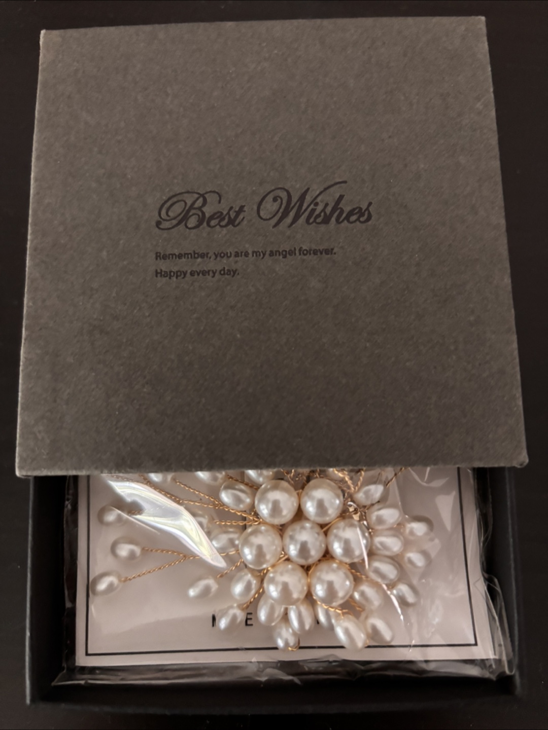 New Elegant Pearl brooch - photo 4