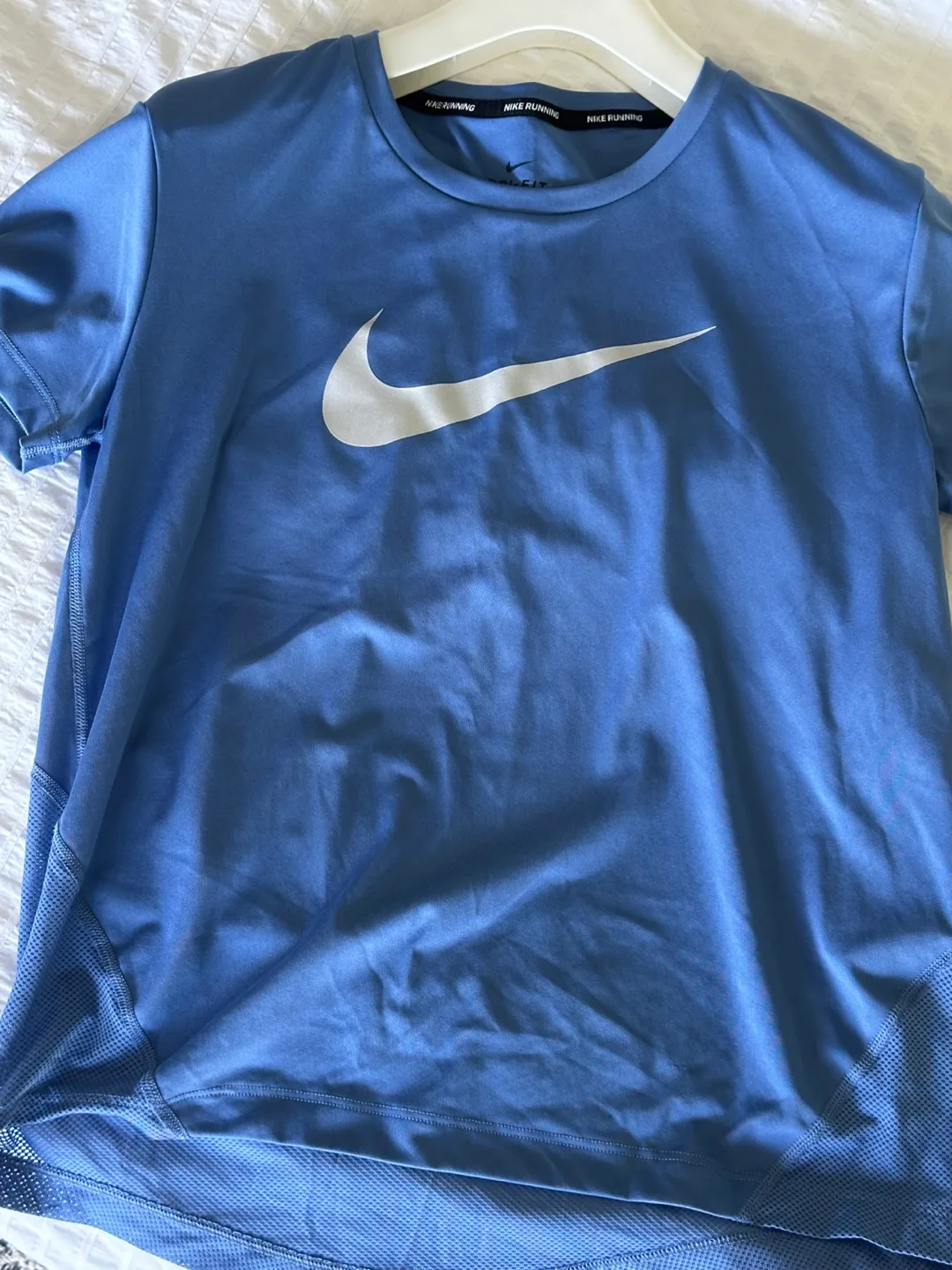 Women’s Nike Dri-FIT Running Shirt – XS (Like New) image indicator(4)