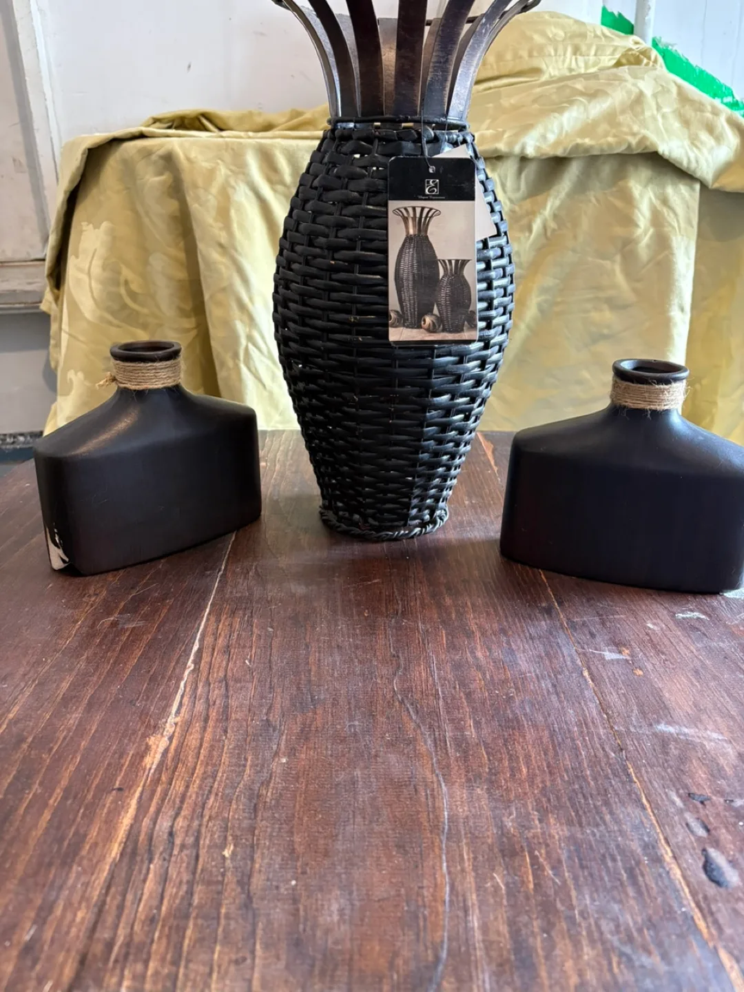 Decorative Vase Set image indicator(5)