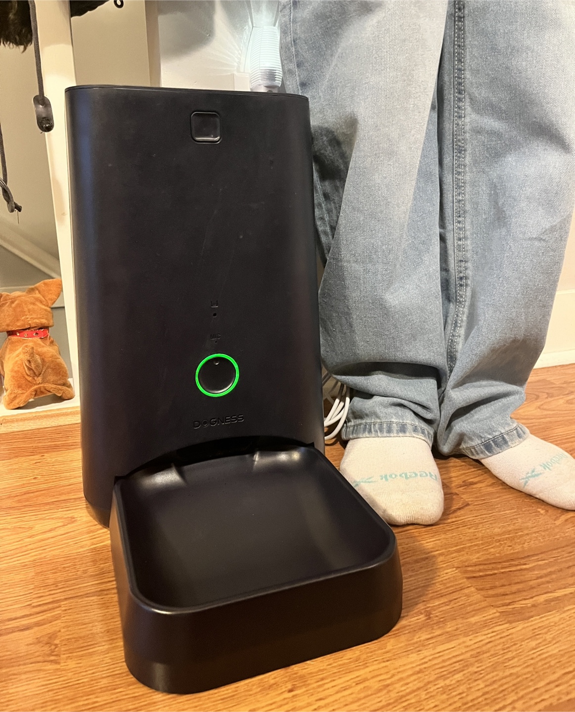 Pet food auto feeder - photo 2
