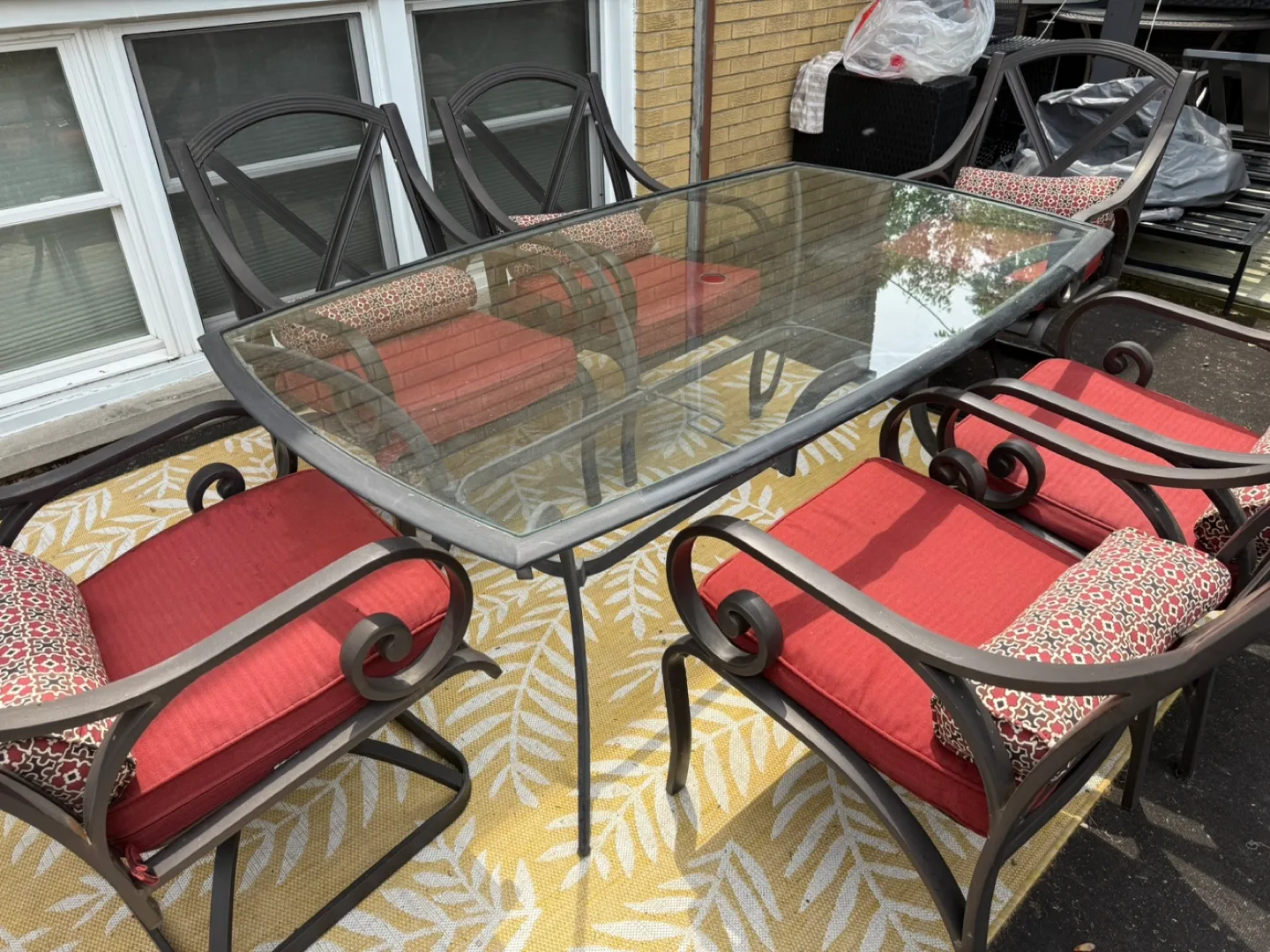 Outdoor Dining Set thumbnail