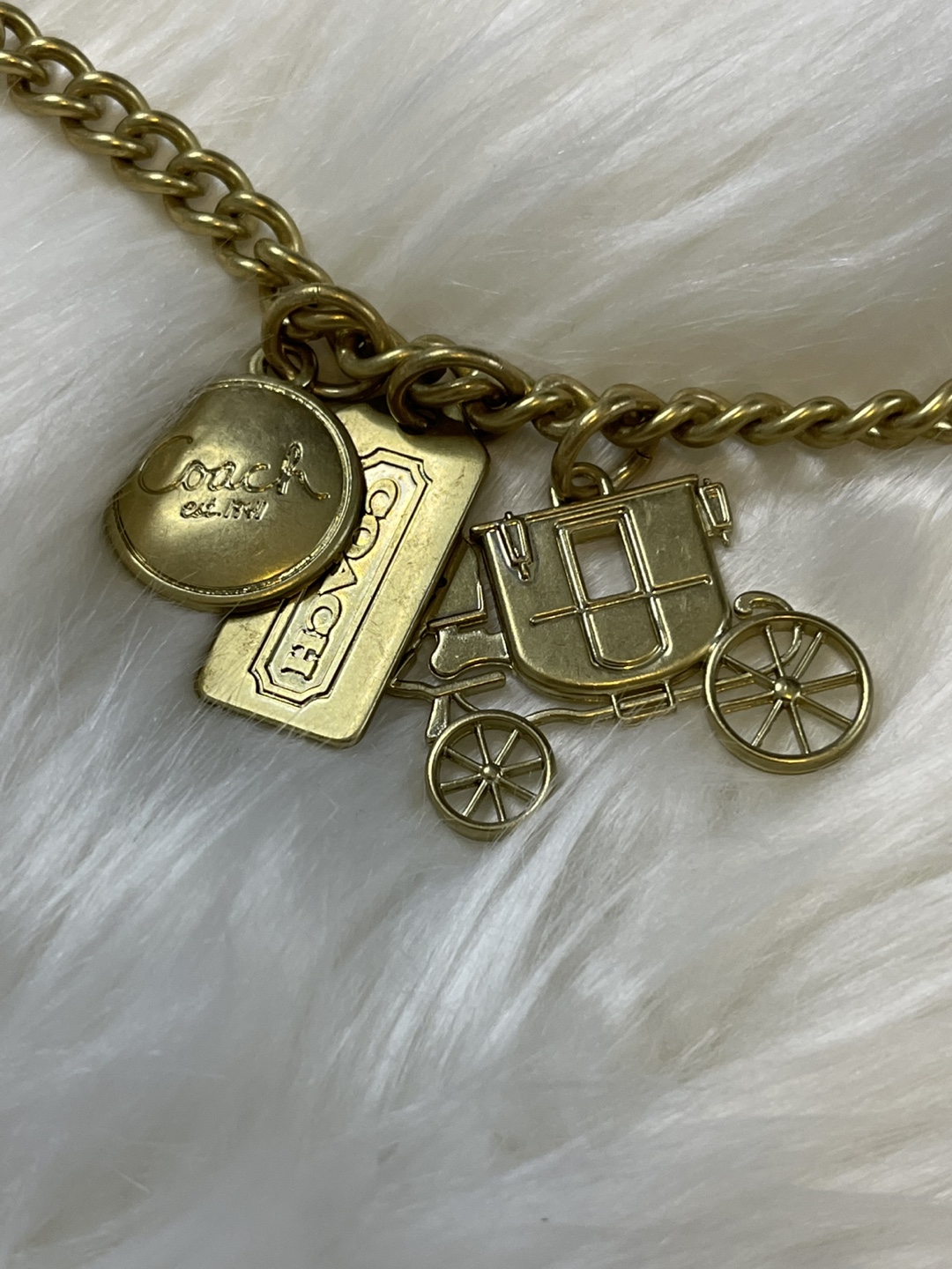 Vintage Coach Gold tone Horse Carriage Logo  Keychain/ bagcharm - photo 4