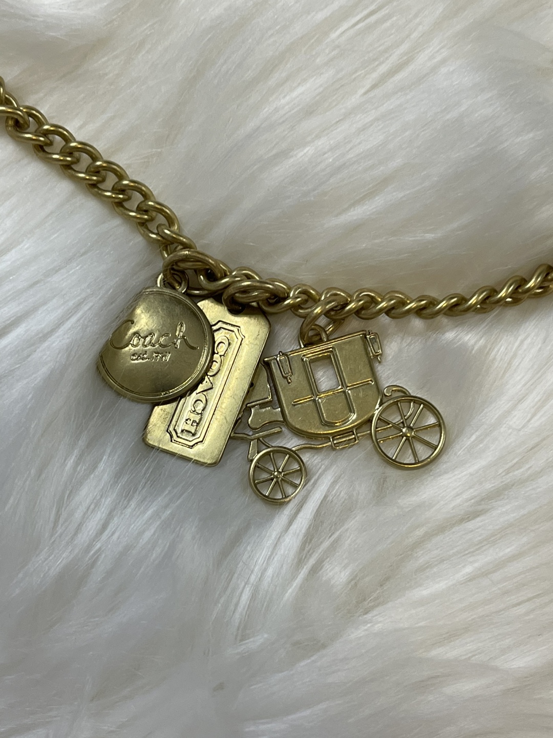 Vintage Coach Gold tone Horse Carriage Logo  Keychain/ bagcharm - photo 2