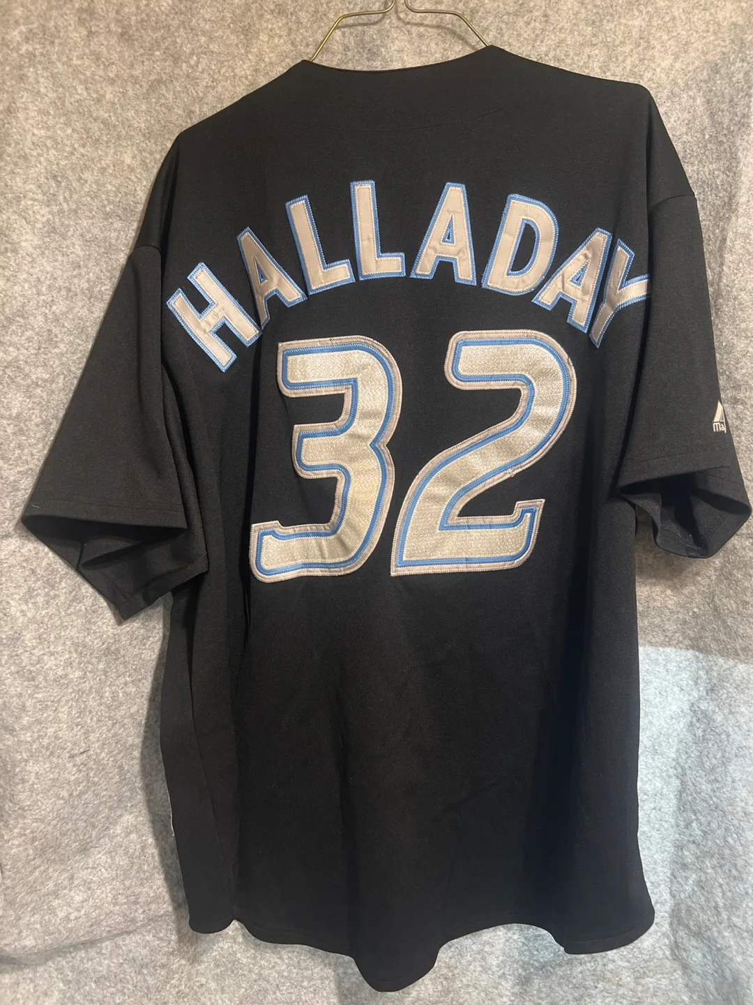Free Rios jersey added. Halladay.  Toronto Blue Jays Jersey image indicator(2)