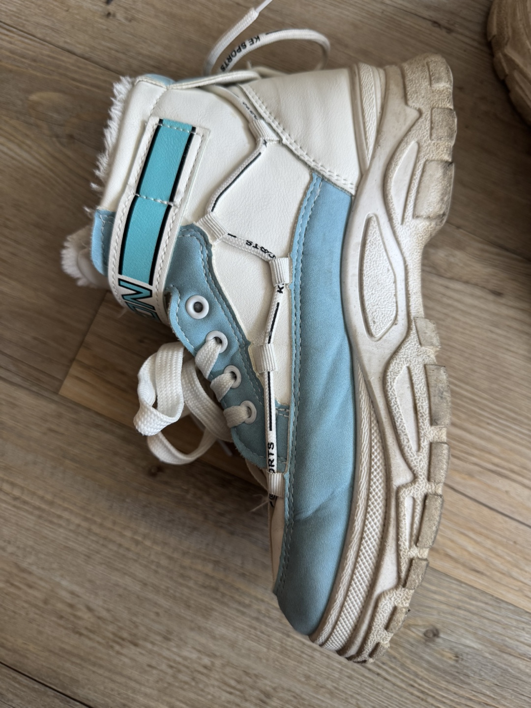 FREE Faux-fur Lined Sneakers - photo 2
