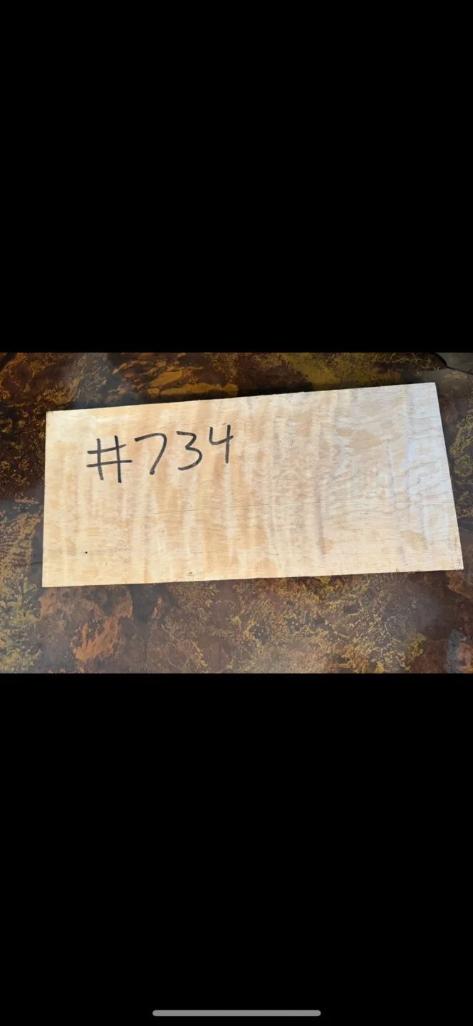 Wooden Panel with Love Message image indicator(2)