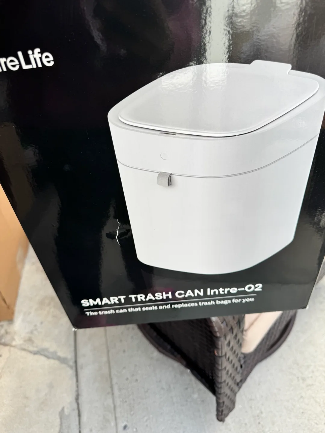 Intrelife smart trashcan image indicator(2)