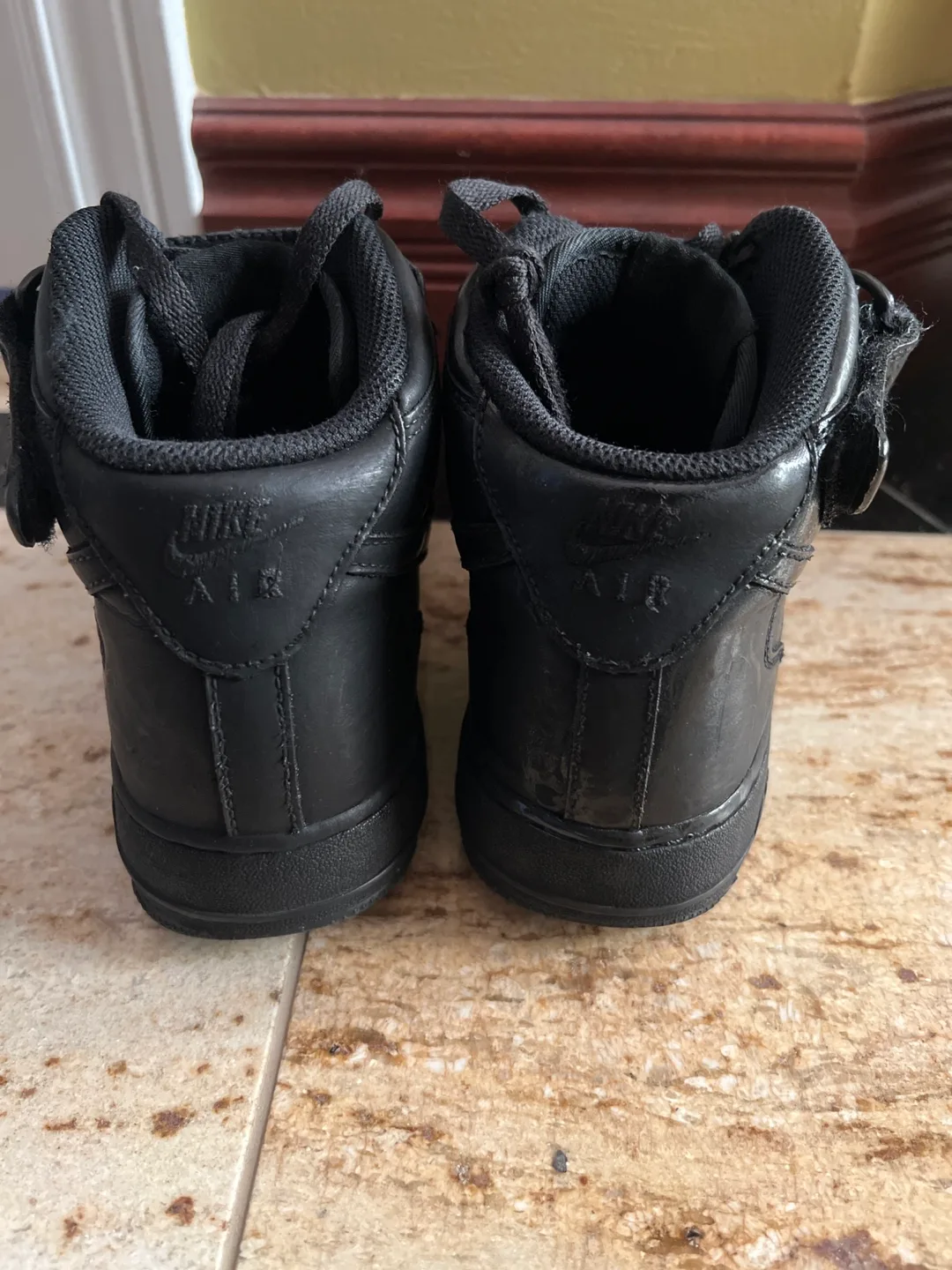 (Slightly Used) Black Air Force 1 (Triple Black) image indicator(4)