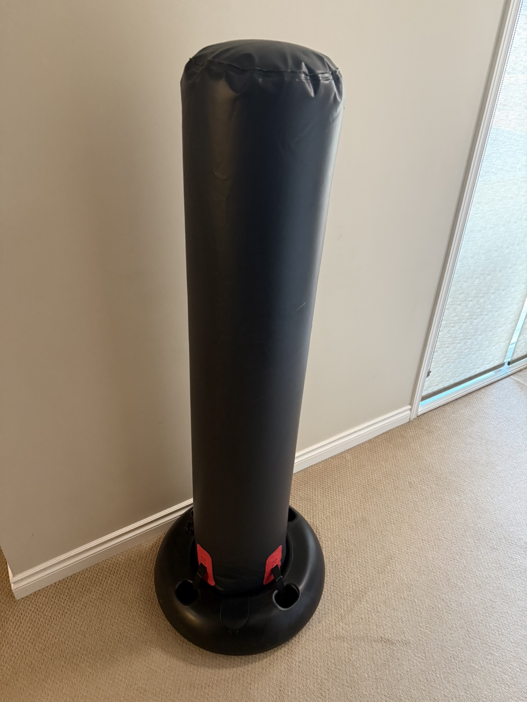 Inflatable boxing bag and junior boxing gloves