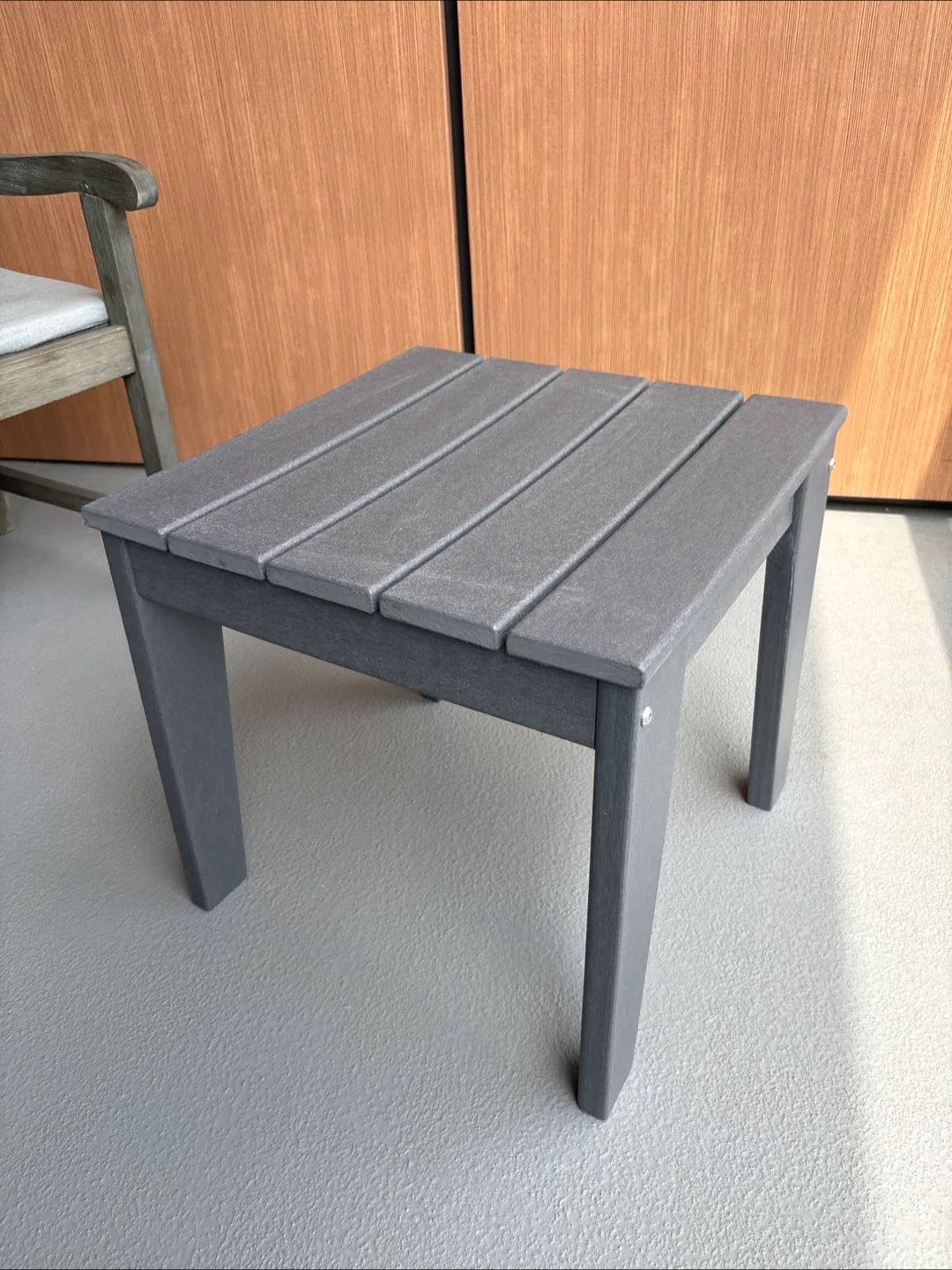 Outdoor side table thumbnail