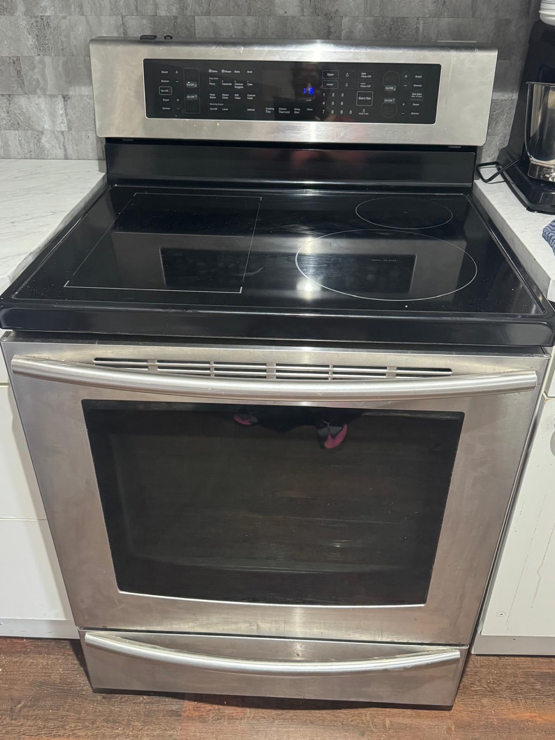 Induction cooktop