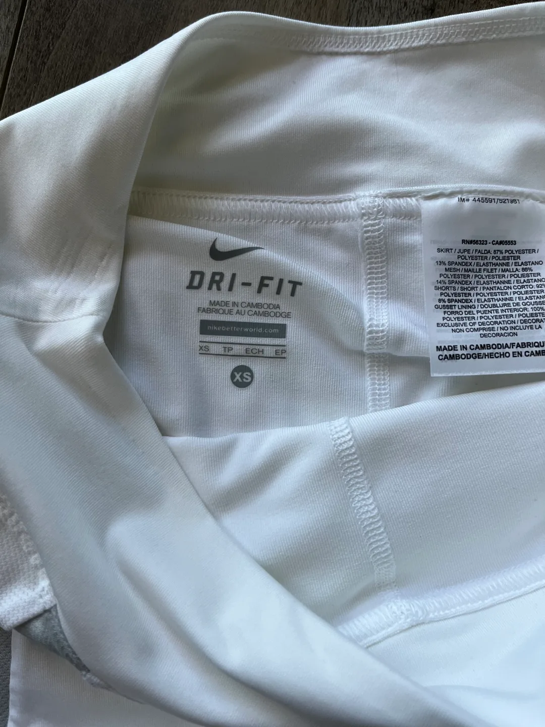 Nike Dri Fit Tennis skort XS like new image indicator(3)