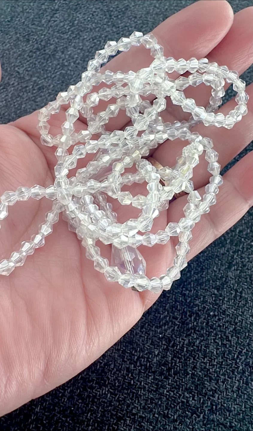 Chrystal beads lariat necklace (40 inches long) image indicator(8)