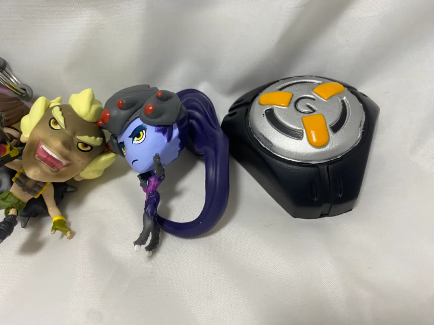 Overwatch Lot  - Cute But Deadly, Backpack Hanger, Stress Balls image indicator(4)