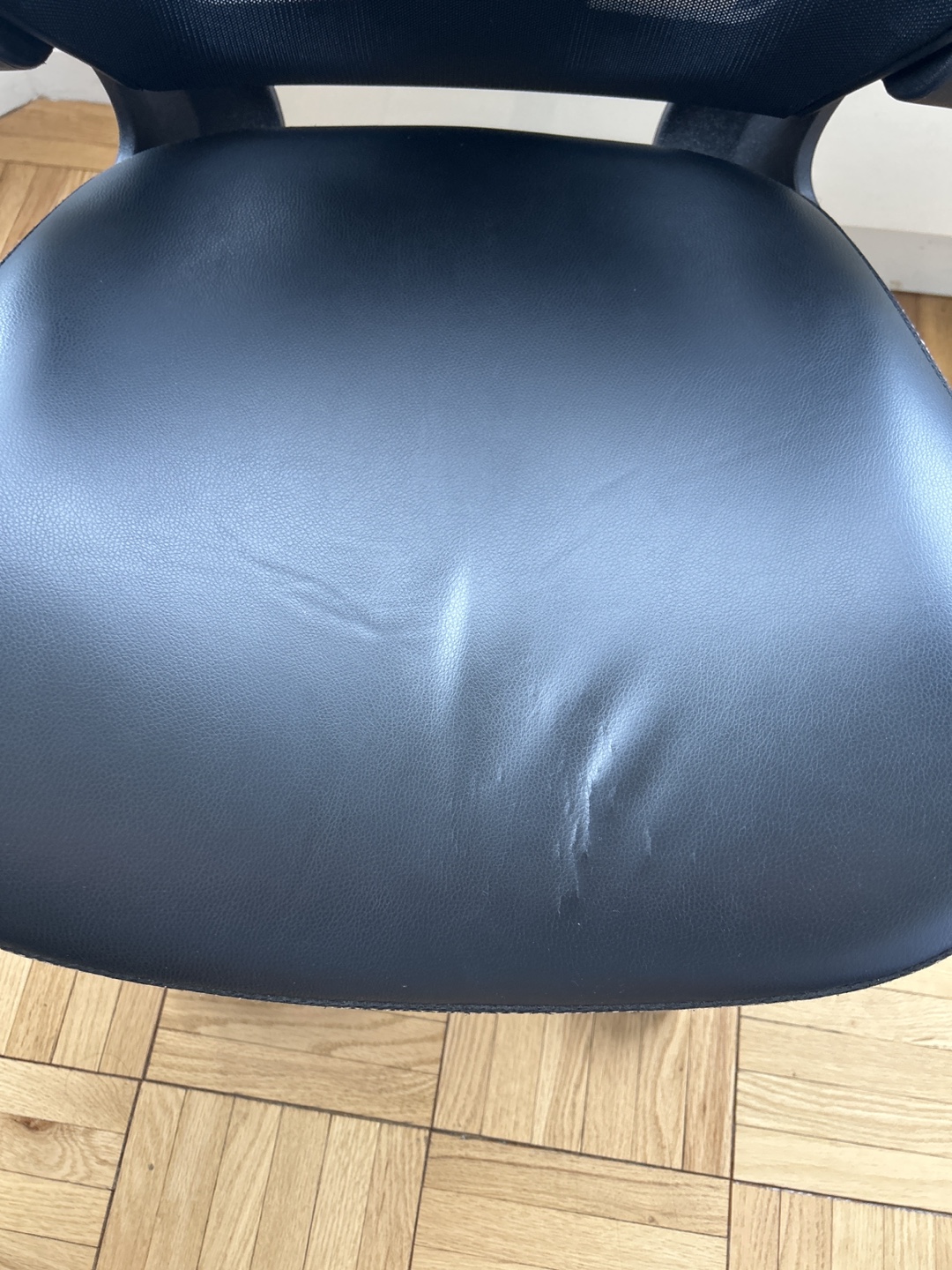 Ergonomic office chair - photo 2