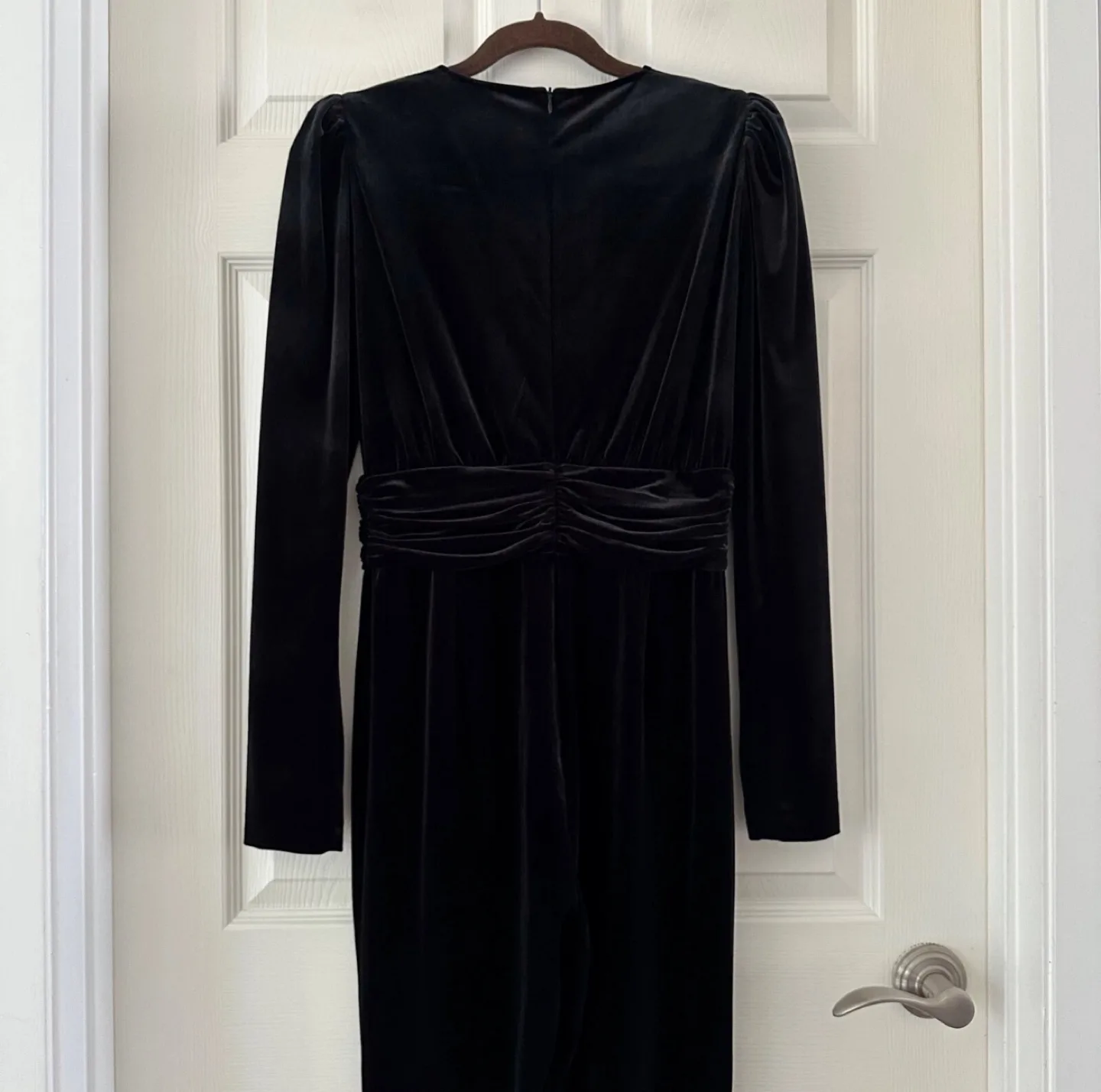 ZARA Velvet Jumpsuit Long sleeve flare leg Black Women’s size L image indicator(6)