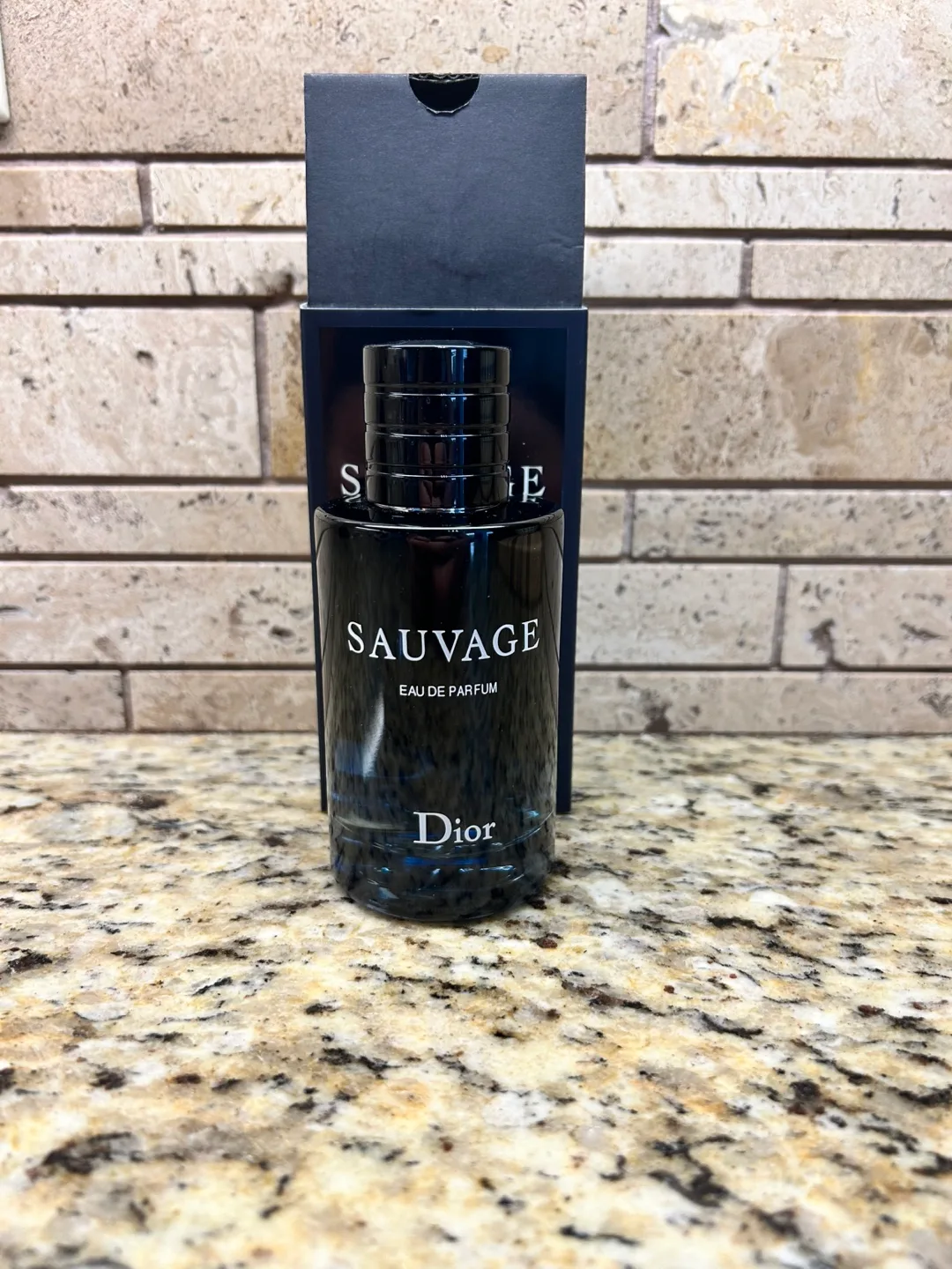 *BRAND NEW* dior savage cologne 100ML thumbnail