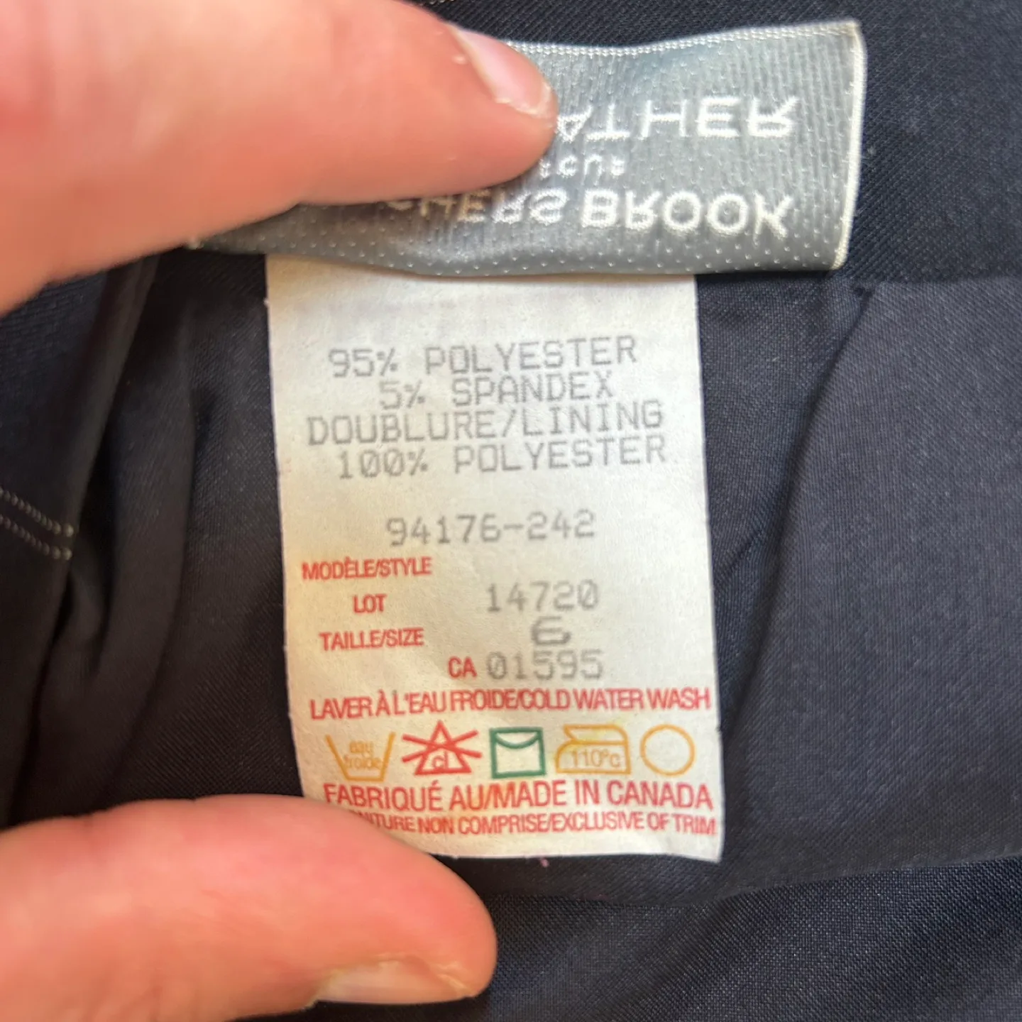 Navy Blue White Pinstripe Knee-Length Pencil Skirt (Size US 6) image indicator(5)