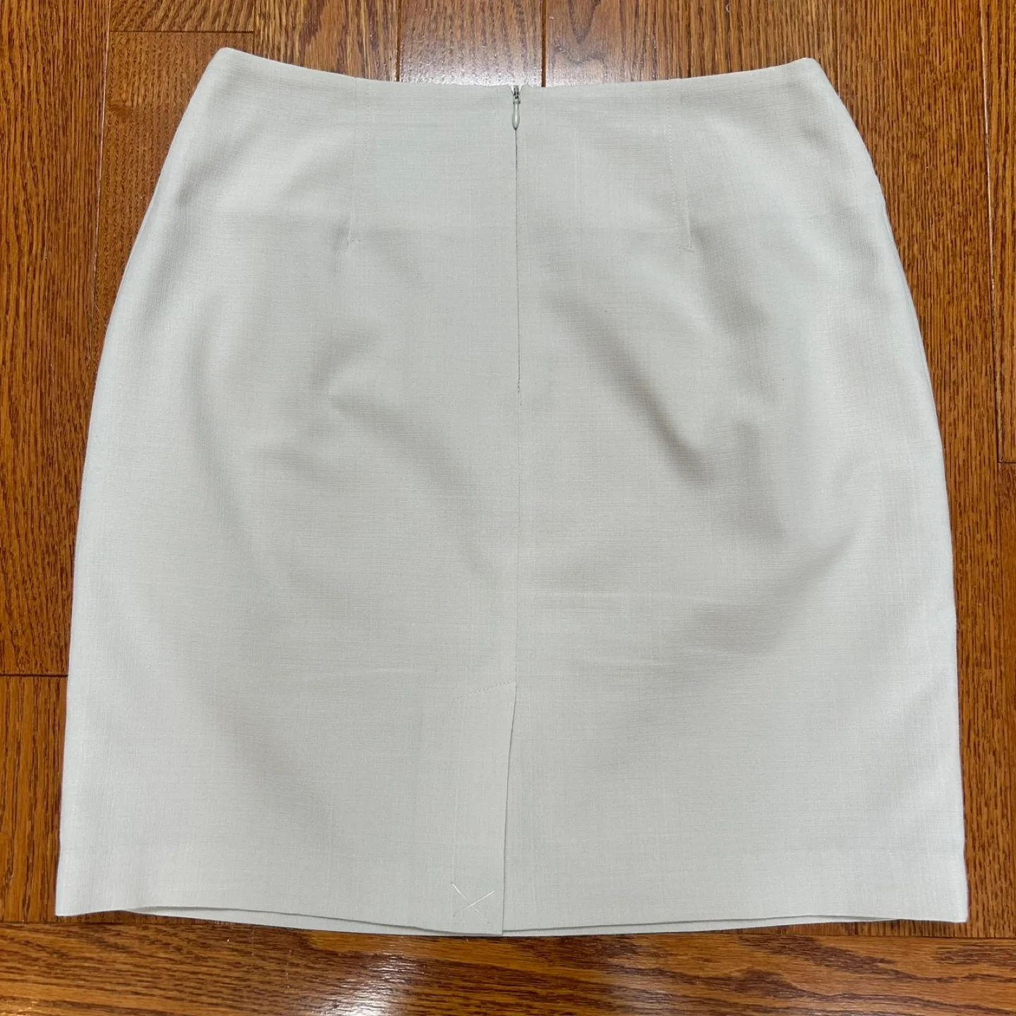 Cream Mini Pencil Skirt for Work, Size 4 image indicator(2)