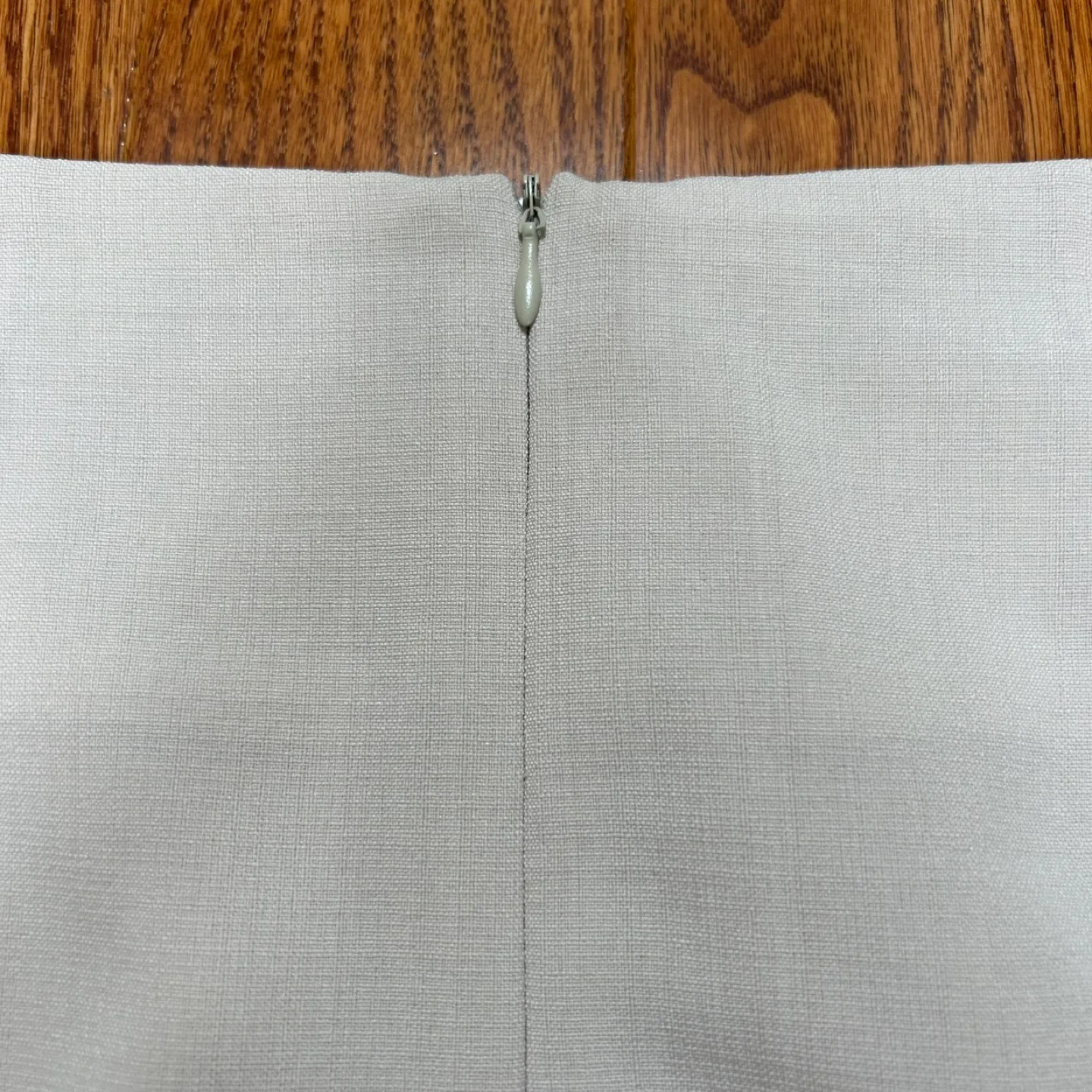 Cream Mini Pencil Skirt for Work, Size 4 image indicator(3)