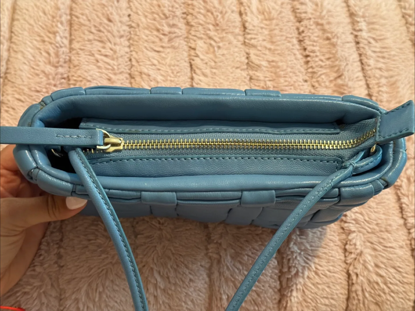 ZARA Blue Woven Shoulder Bag 100% leather image indicator(5)