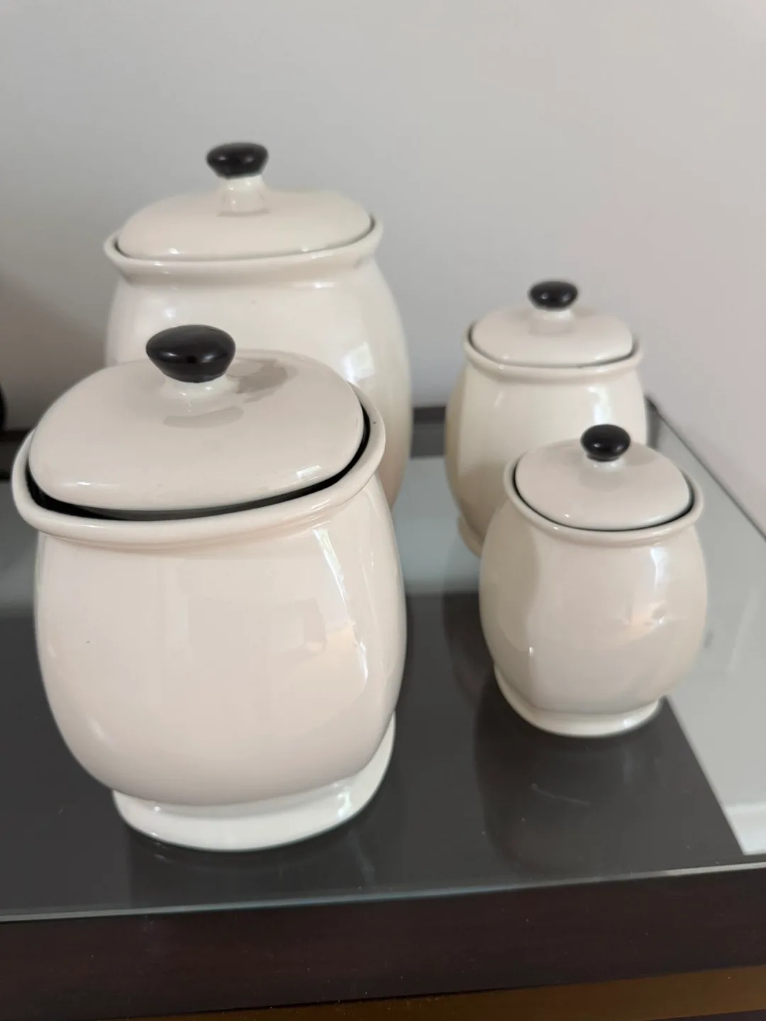 Ceramic Canister Set image indicator(2)