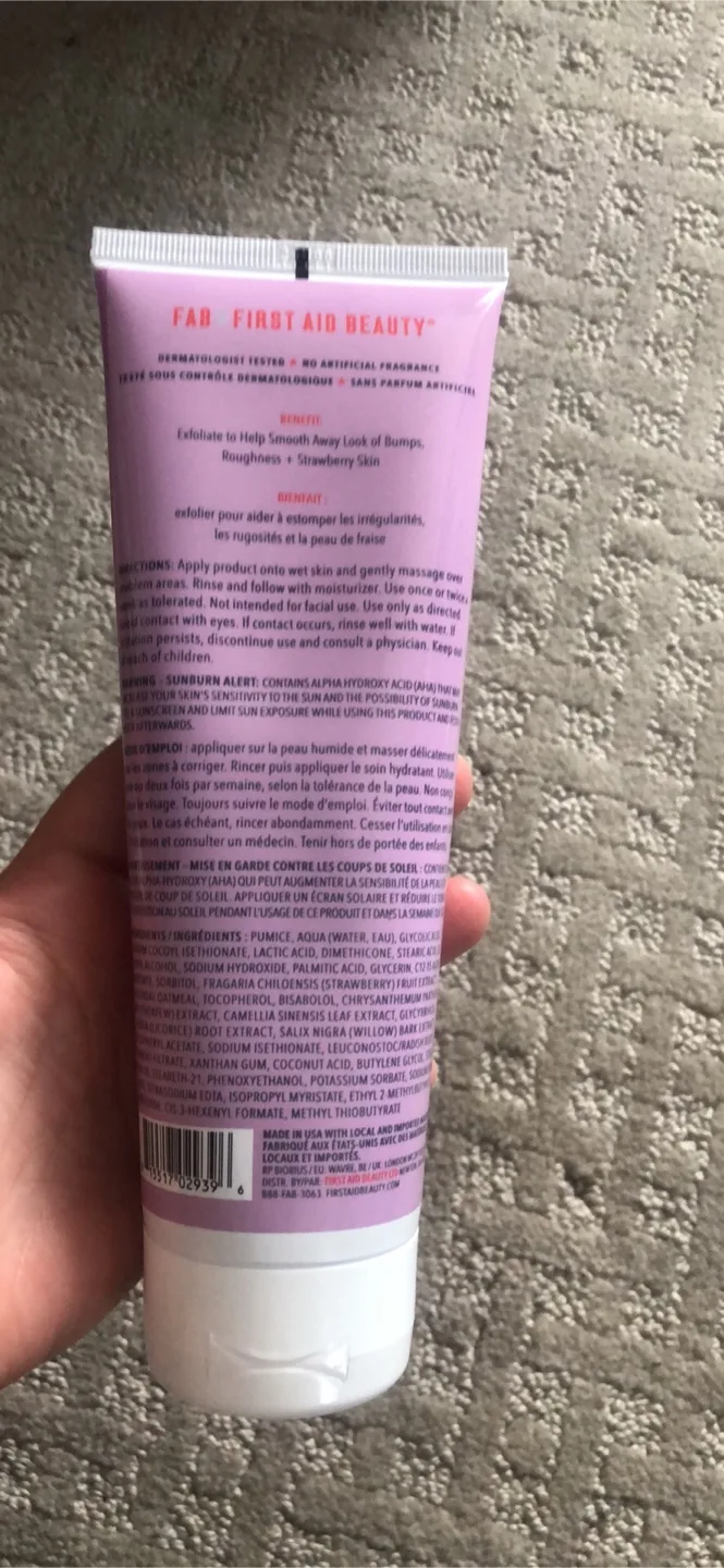 First Aid Beauty KP Bump Eraser Body Scrub image indicator(2)