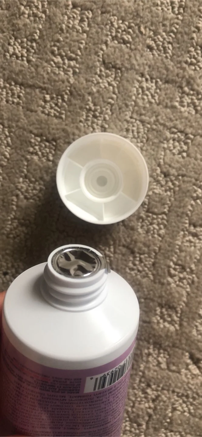 First Aid Beauty KP Bump Eraser Body Scrub image indicator(3)