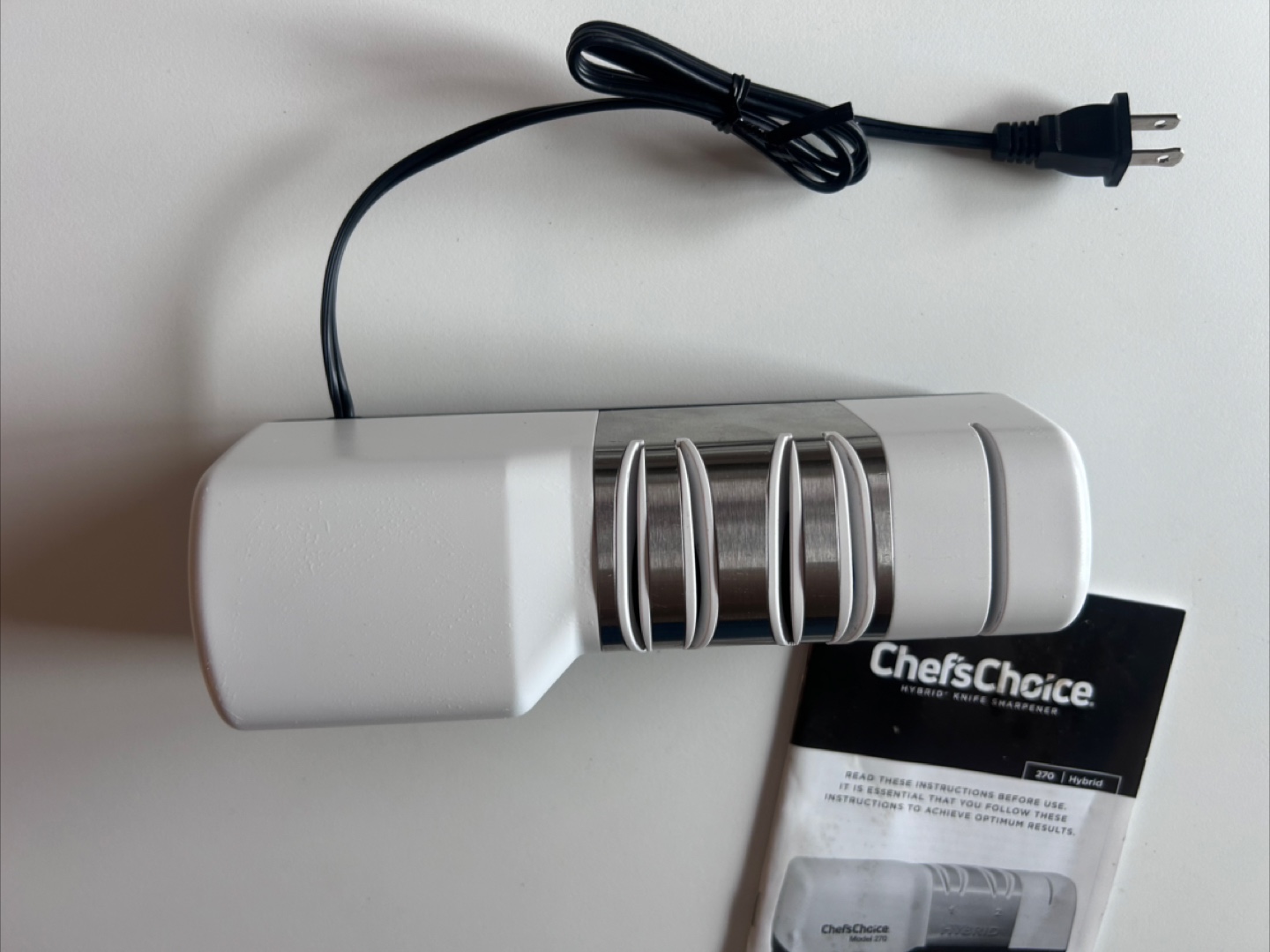BRAND NEW Chef'sChoice Hybrid Knife Sharpener - photo 3