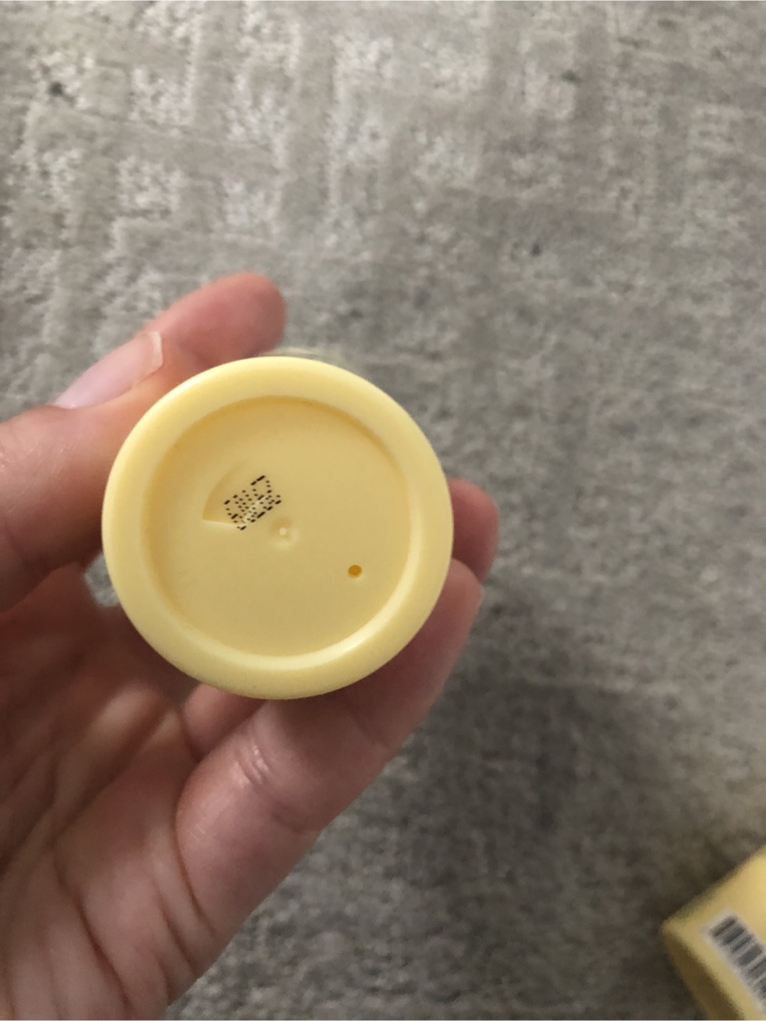 Feel refinishing night serum 1oz with lactic acid and squalane - photo 3