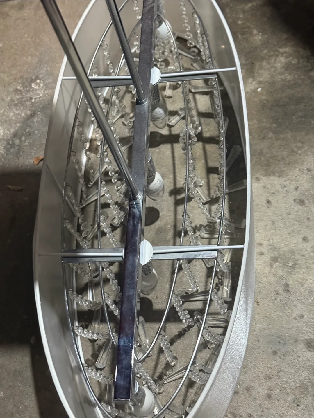 Elegant chandelier image indicator(3)