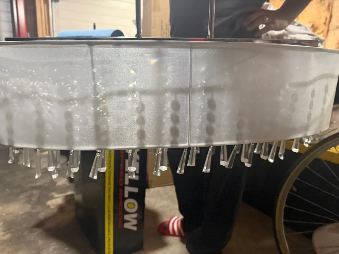 Elegant chandelier image indicator(2)