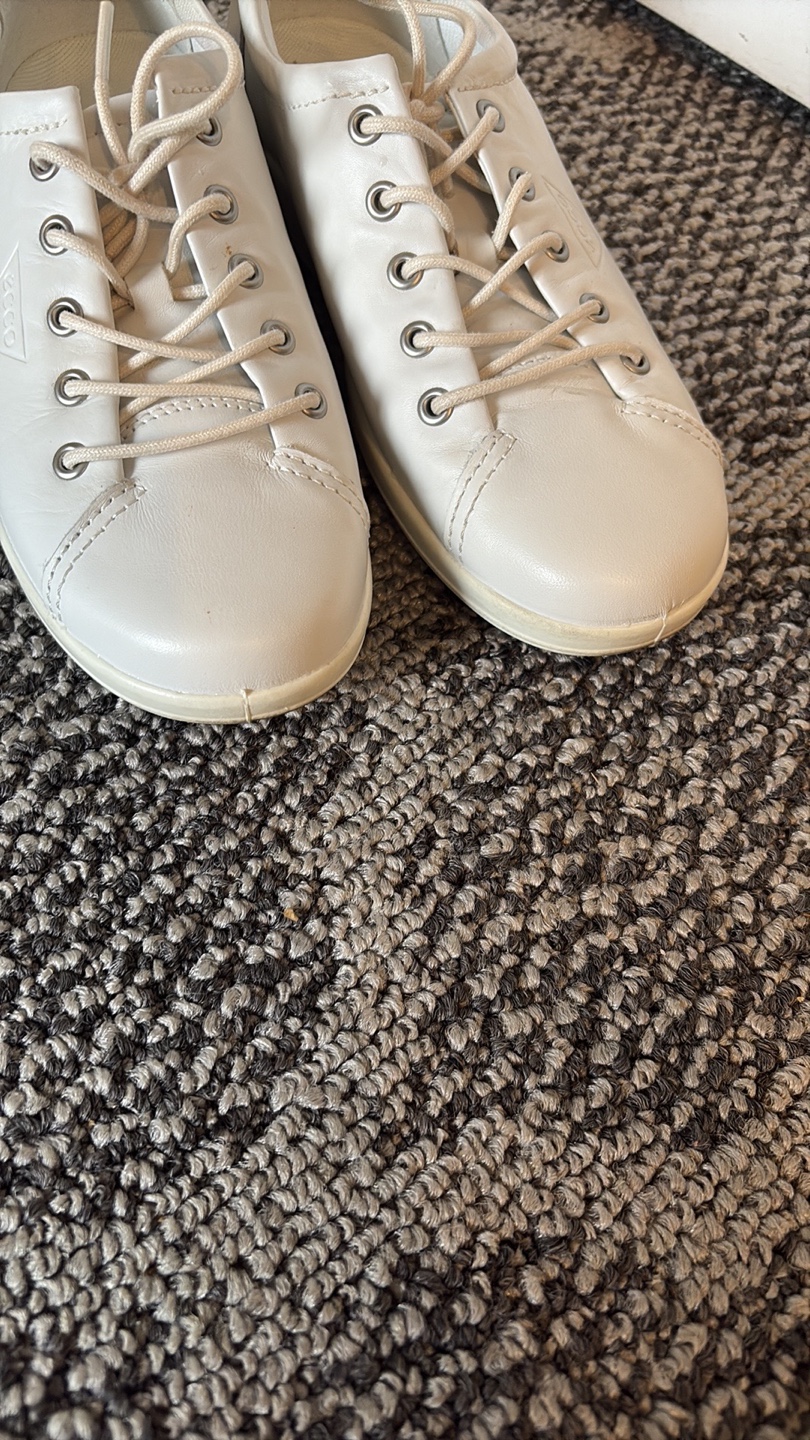 Ecco White Sneakers - photo 3