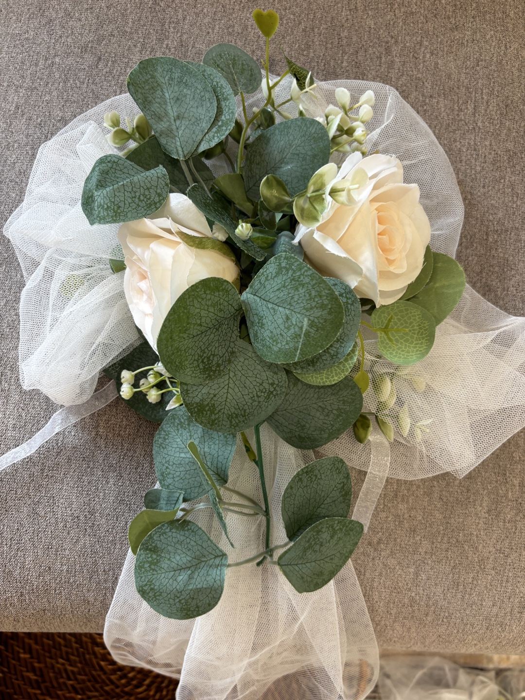 10 DIYed Wedding Isle Chair Decorations