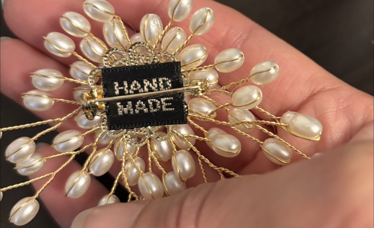 New Elegant Pearl brooch - photo 5
