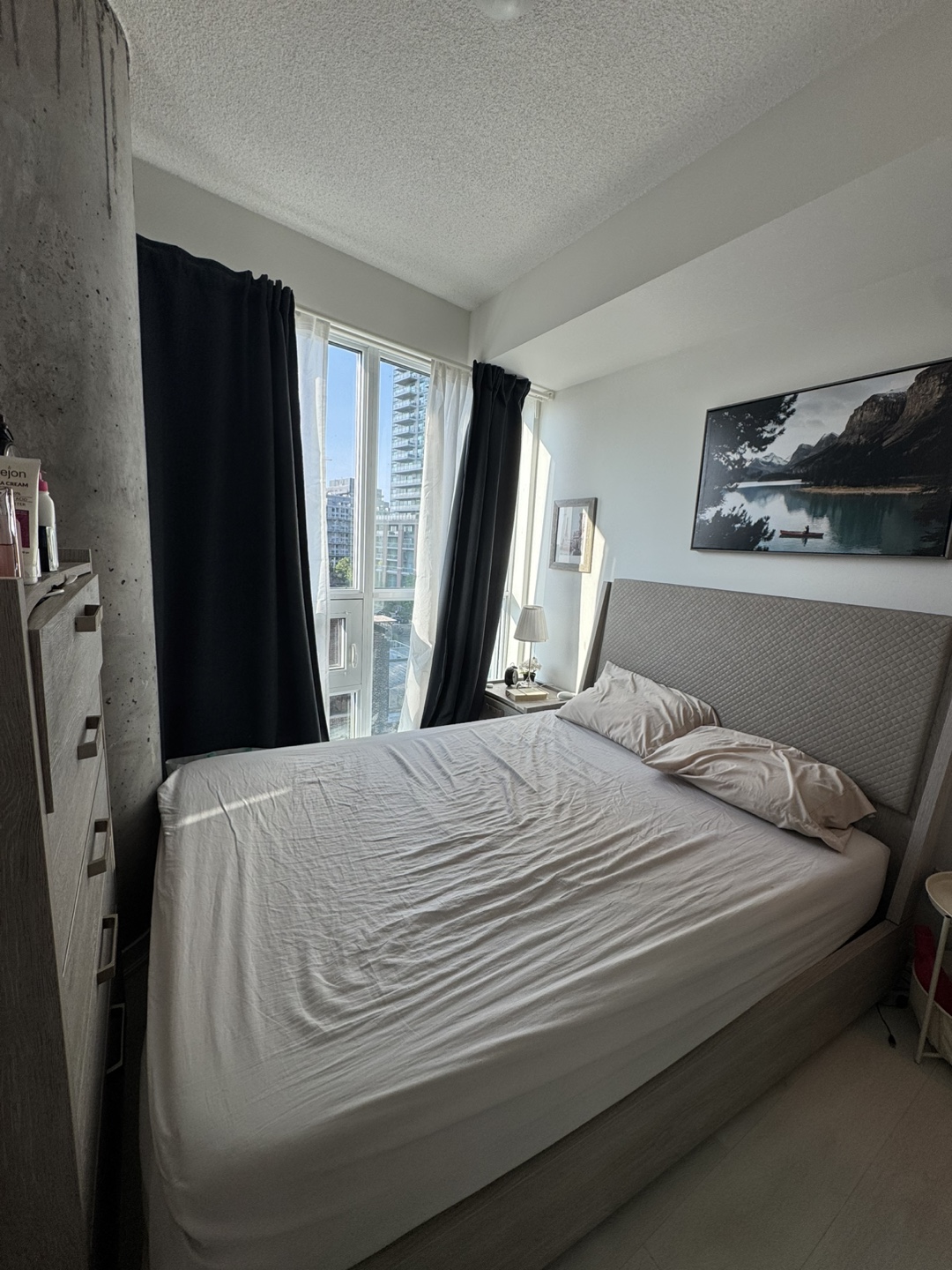Queen Bedframe, mattress and nightstand - photo 4