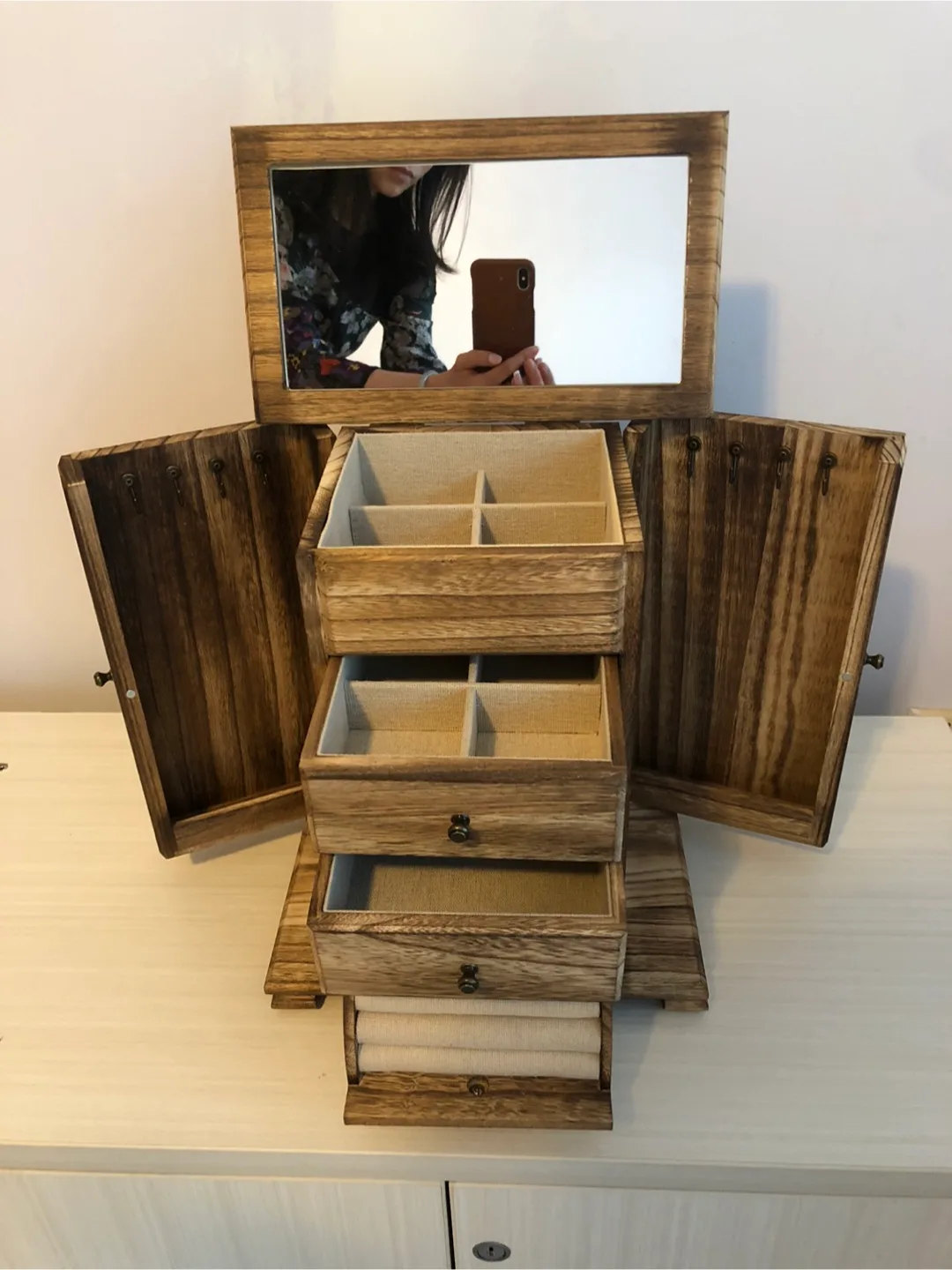 Hand Made Wooden Jewelry Box image indicator(2)