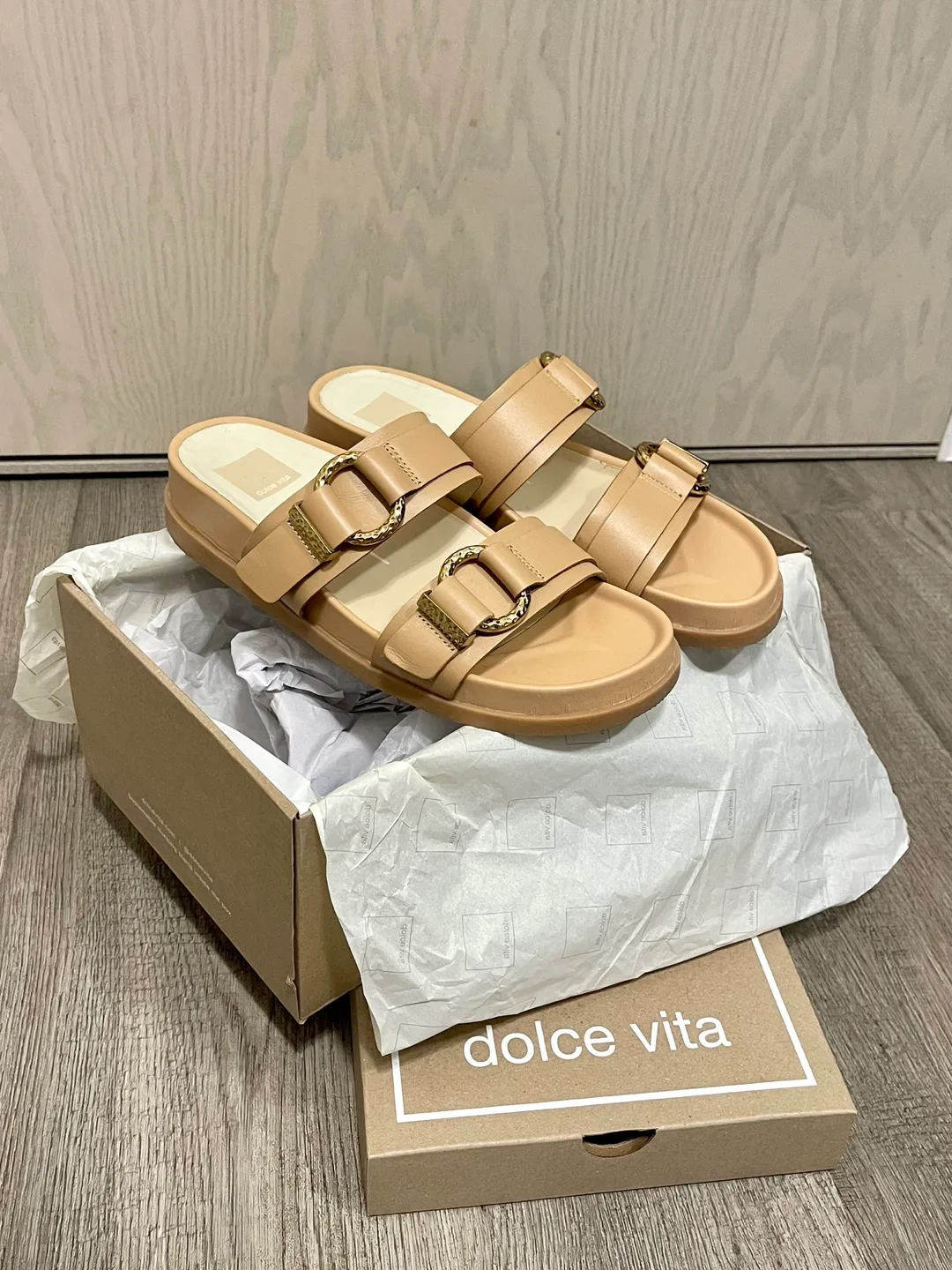 Dolce Vita Soya Sandals - Size 8 (Tan) thumbnail