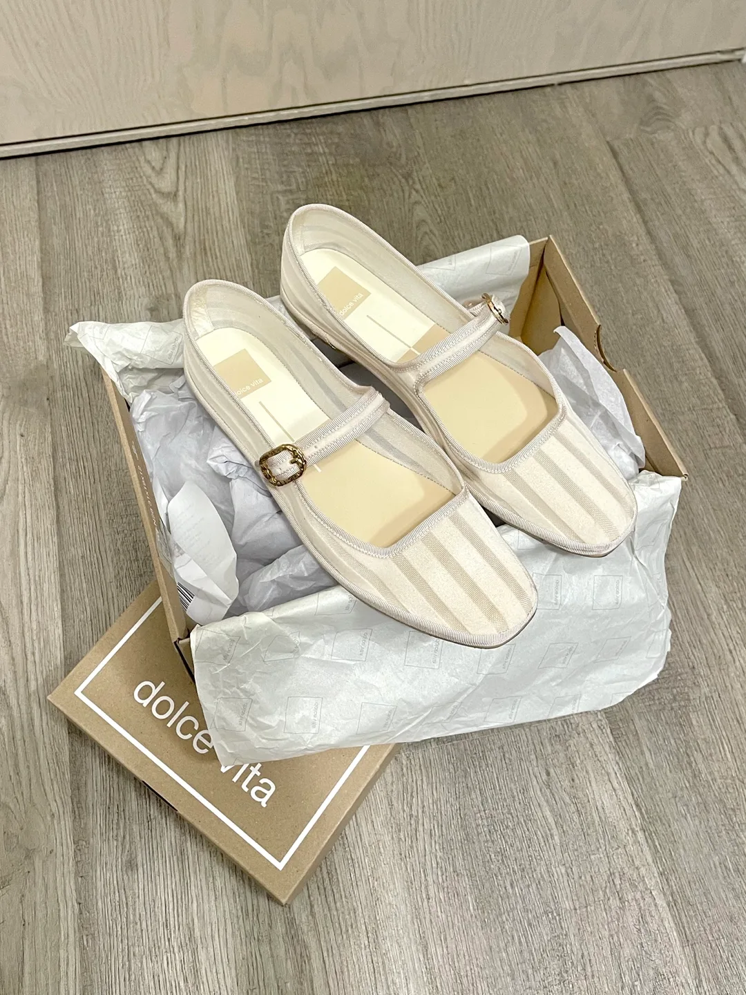 Dolce Vita Tameka Mesh Flats - Size 8 image indicator(2)