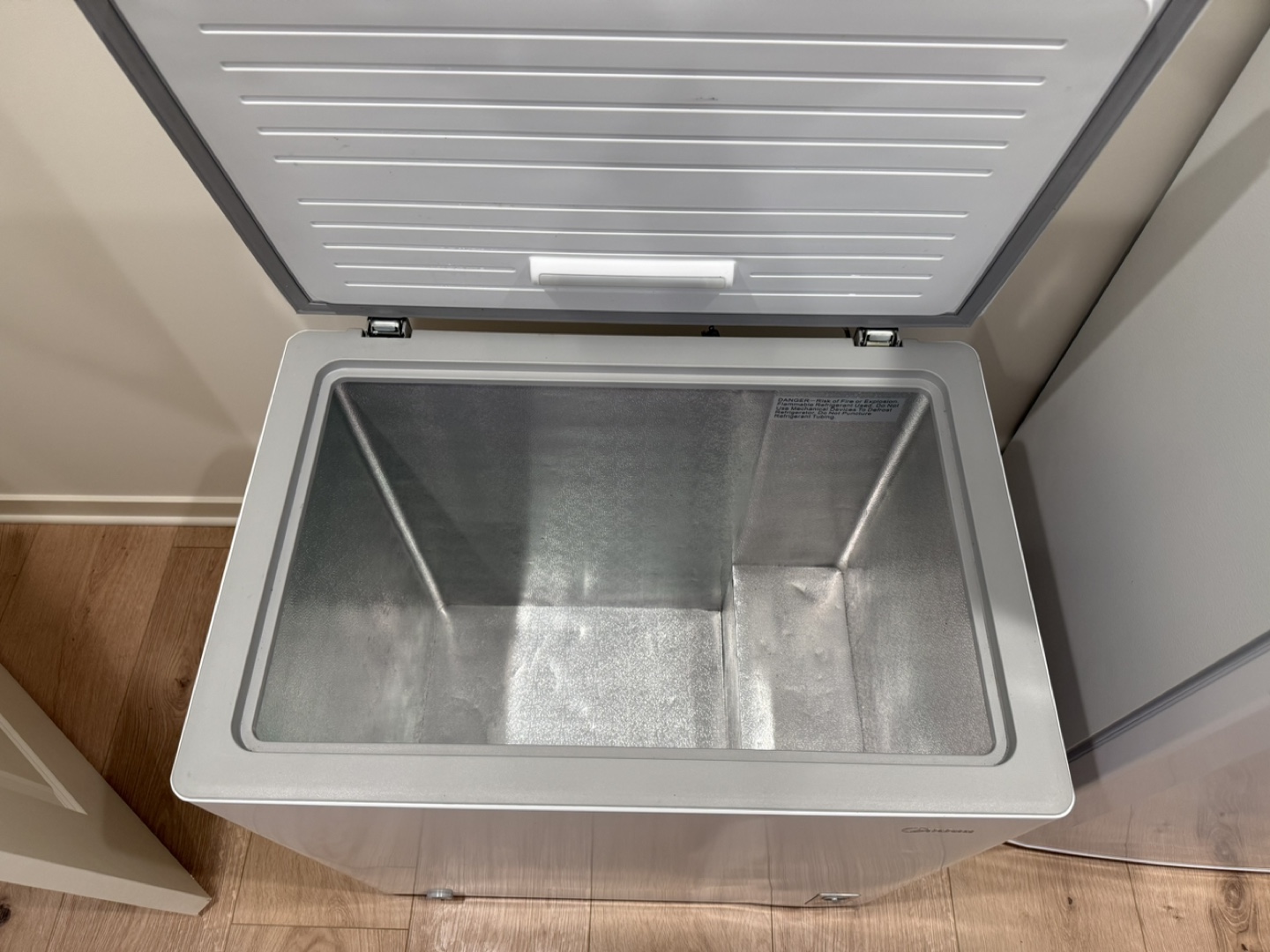 Chest Freezer - photo 3
