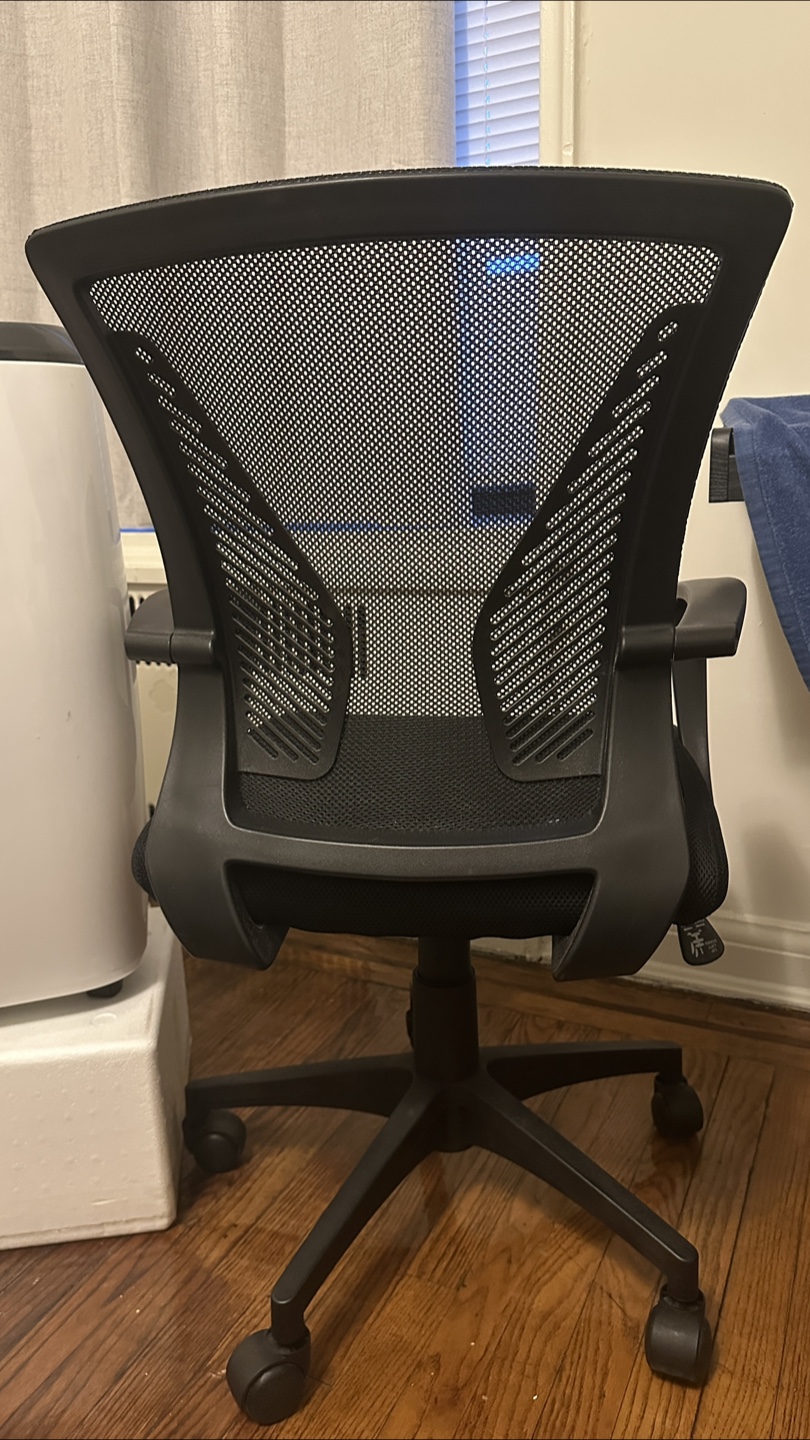 Black Mesh Office Chair - photo 2