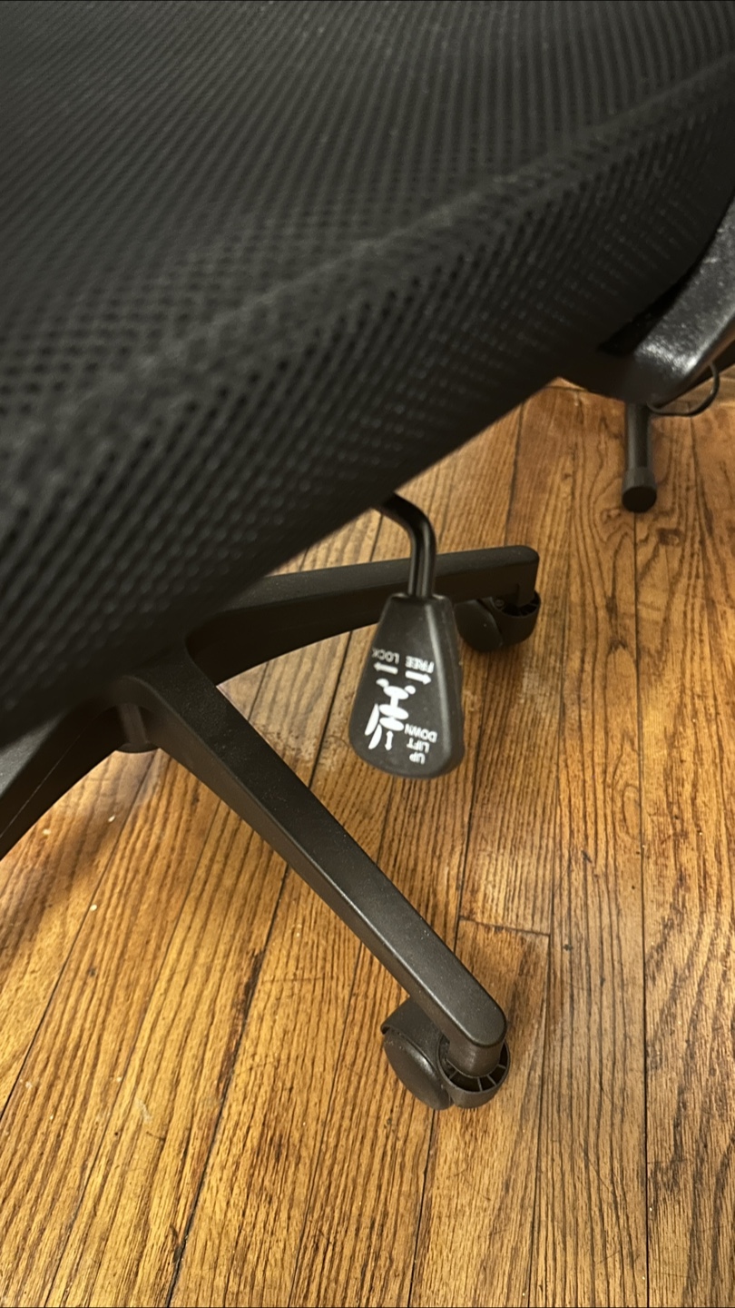 Black Mesh Office Chair - photo 3