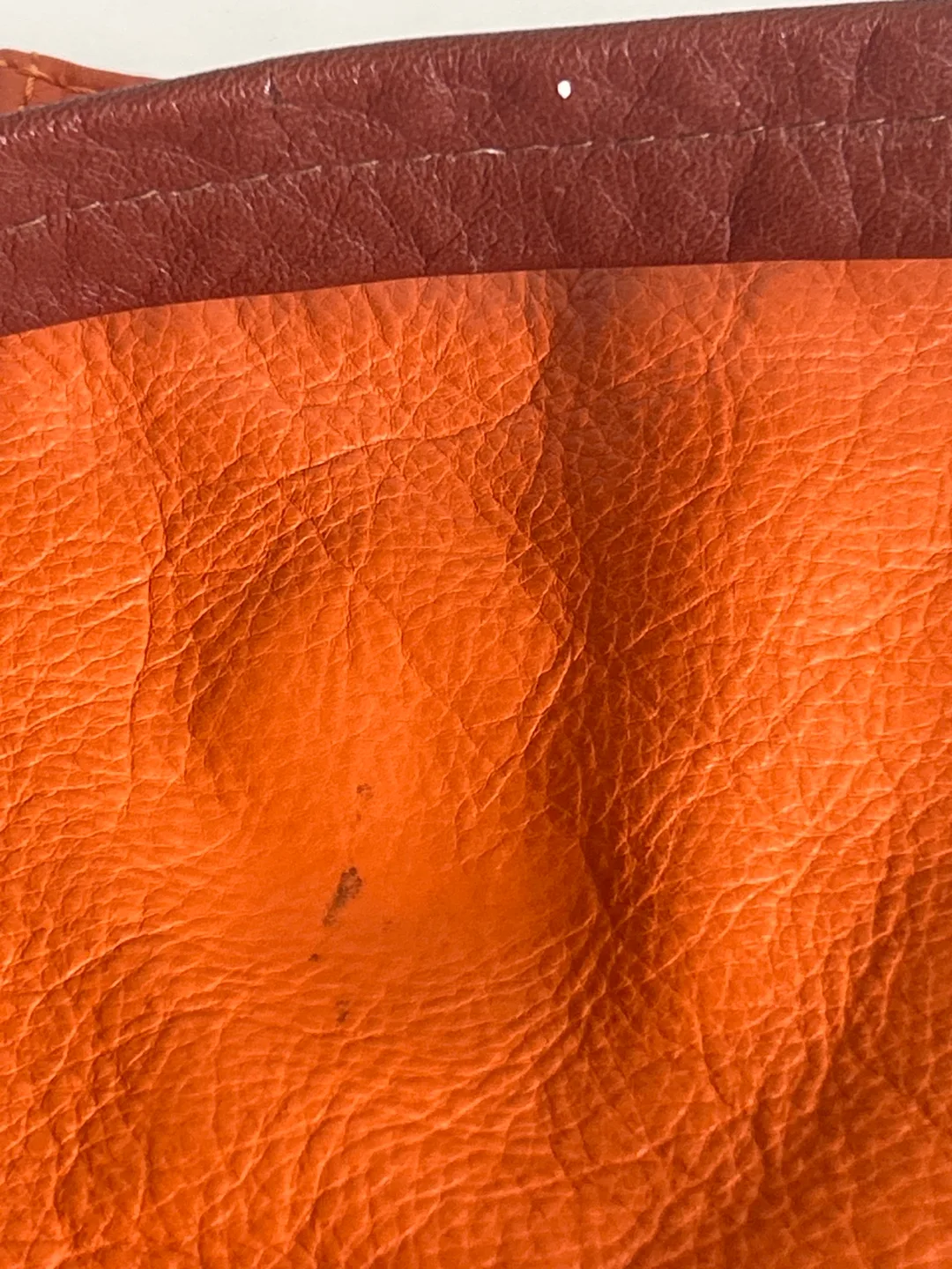 Vera Pelle Orange Leather Crossbody Bag image indicator(5)