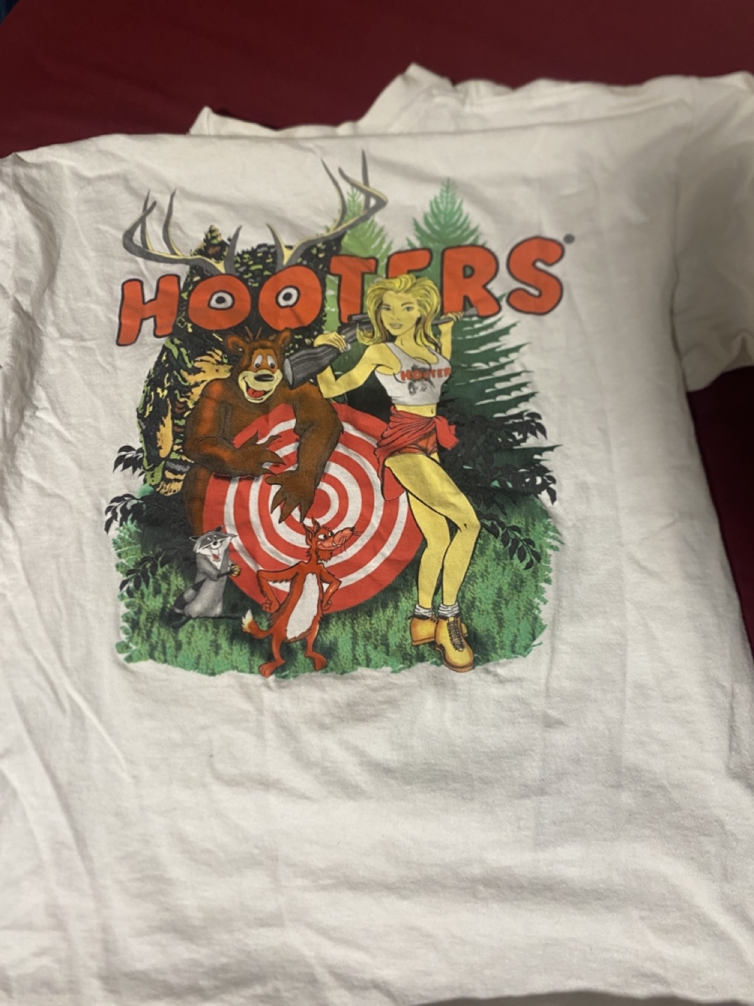 Hooters Hunt Club T-Shirt - photo 2