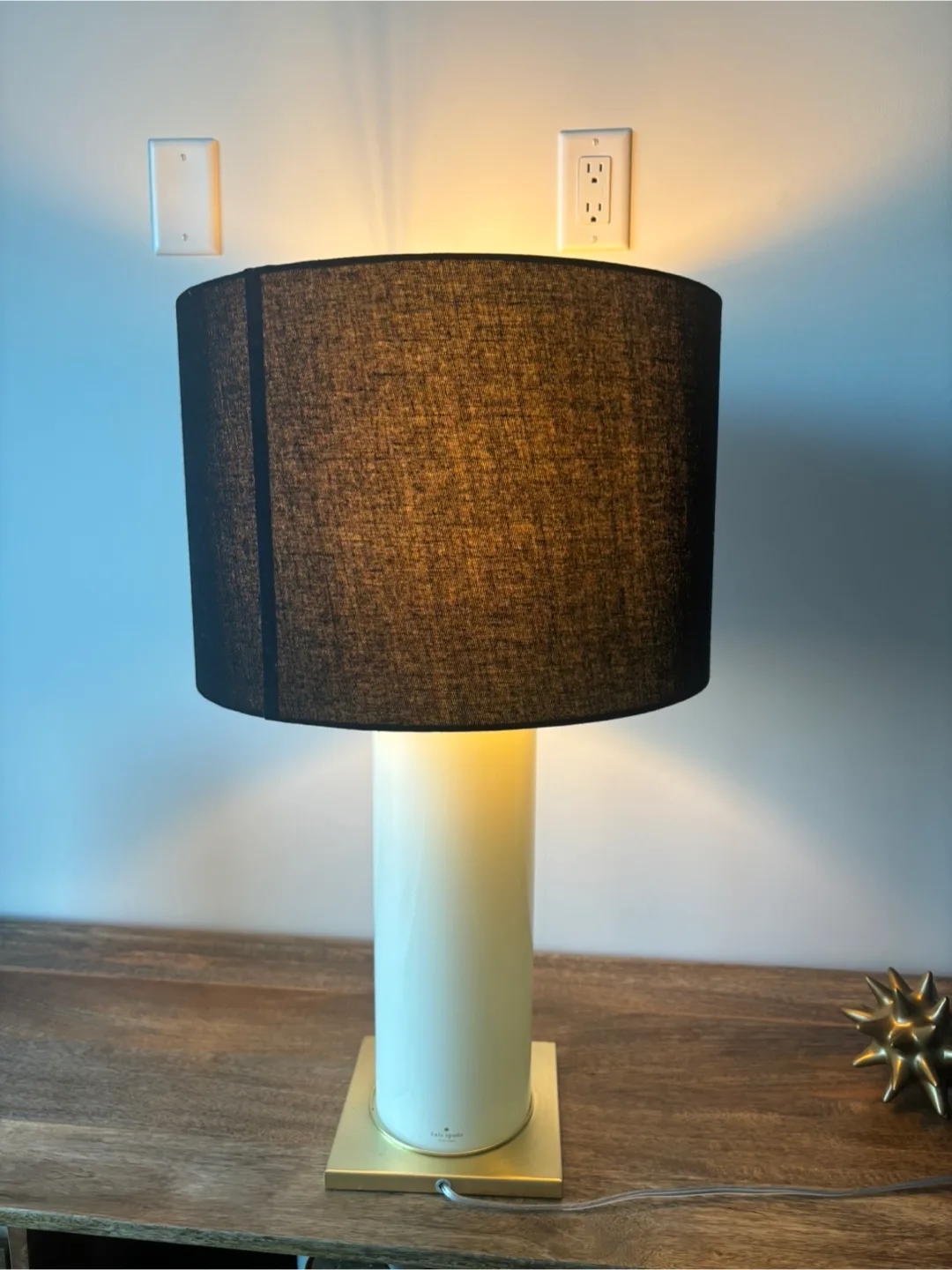 Kate Spade Table Lamp image indicator(2)