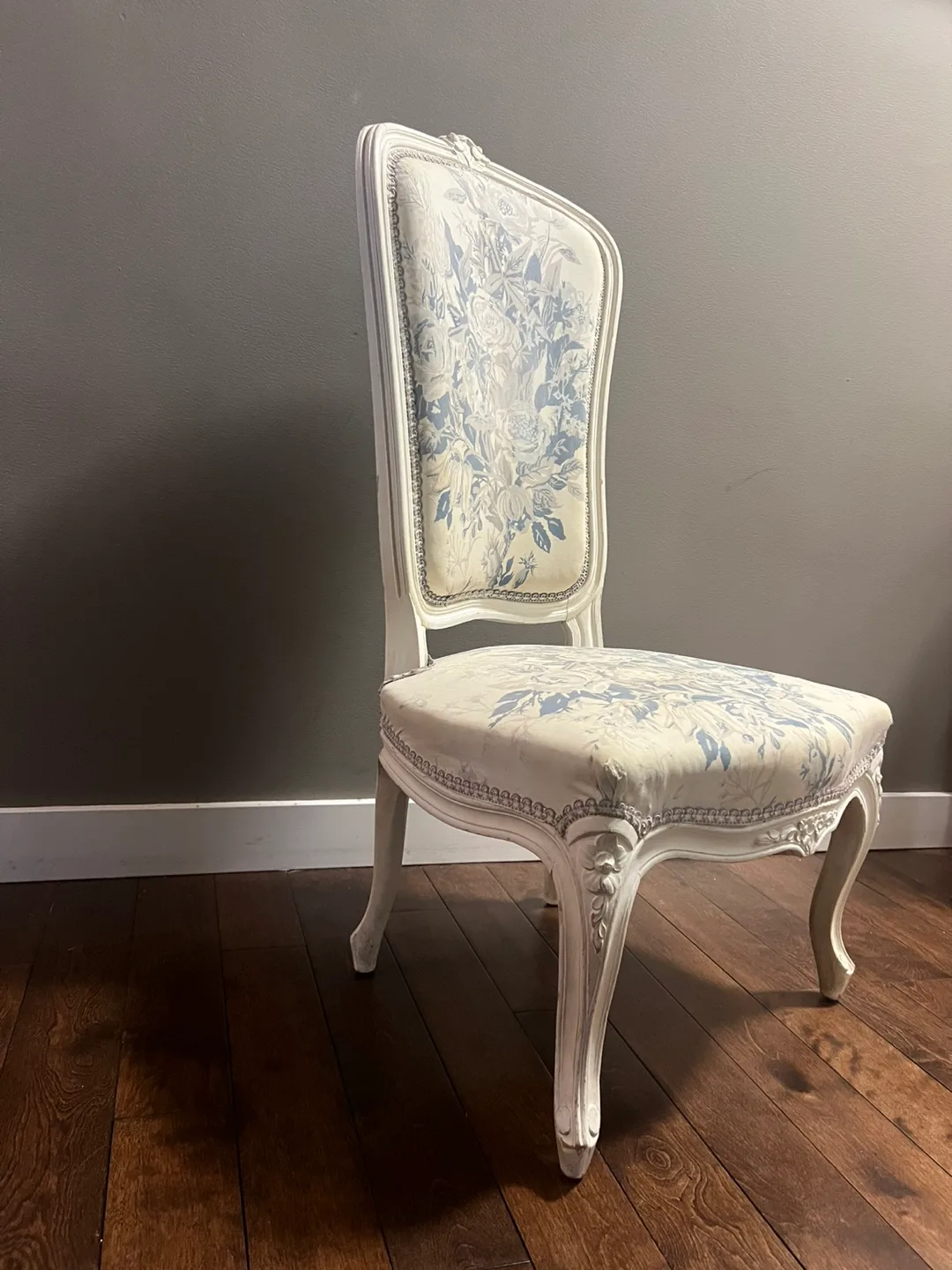 Vintage antique upholstered Chair thumbnail