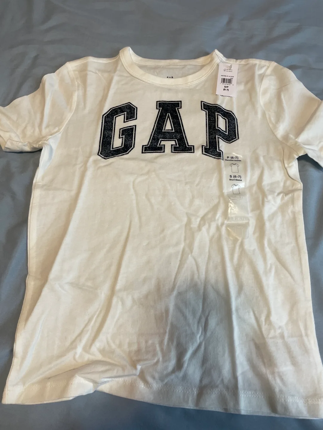 GAP White Short Sleeve Tee - Size S (6-7) thumbnail