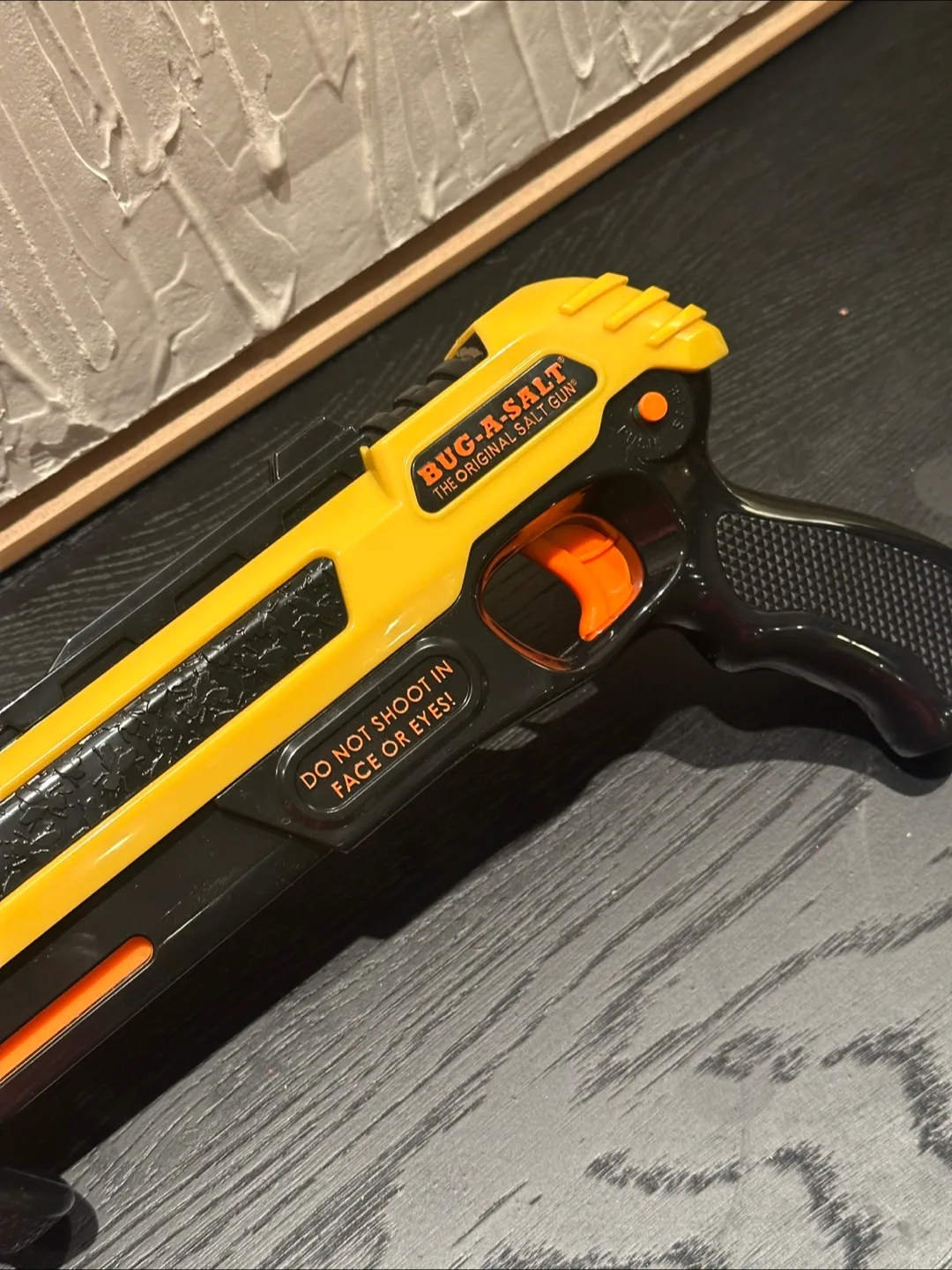 Bug-A-Salt 3.0 Salt Gun - Yellow and Black image indicator(3)