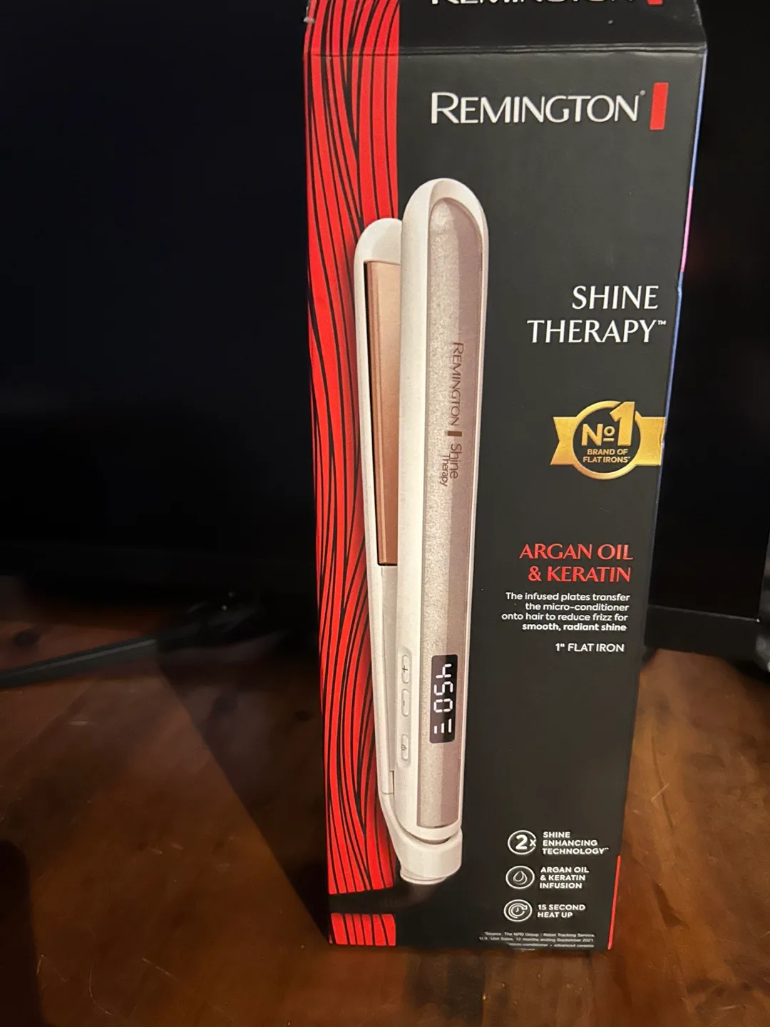 Remington Shine Therapy Flat Iron thumbnail