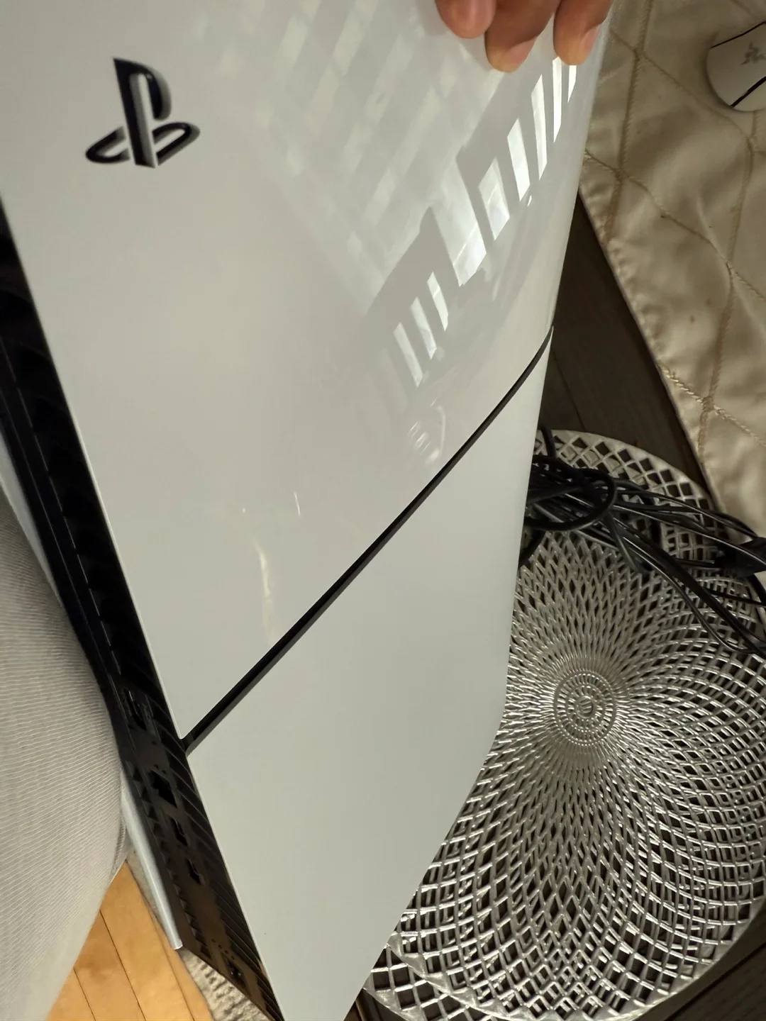 PlayStation 5 Console image indicator(3)